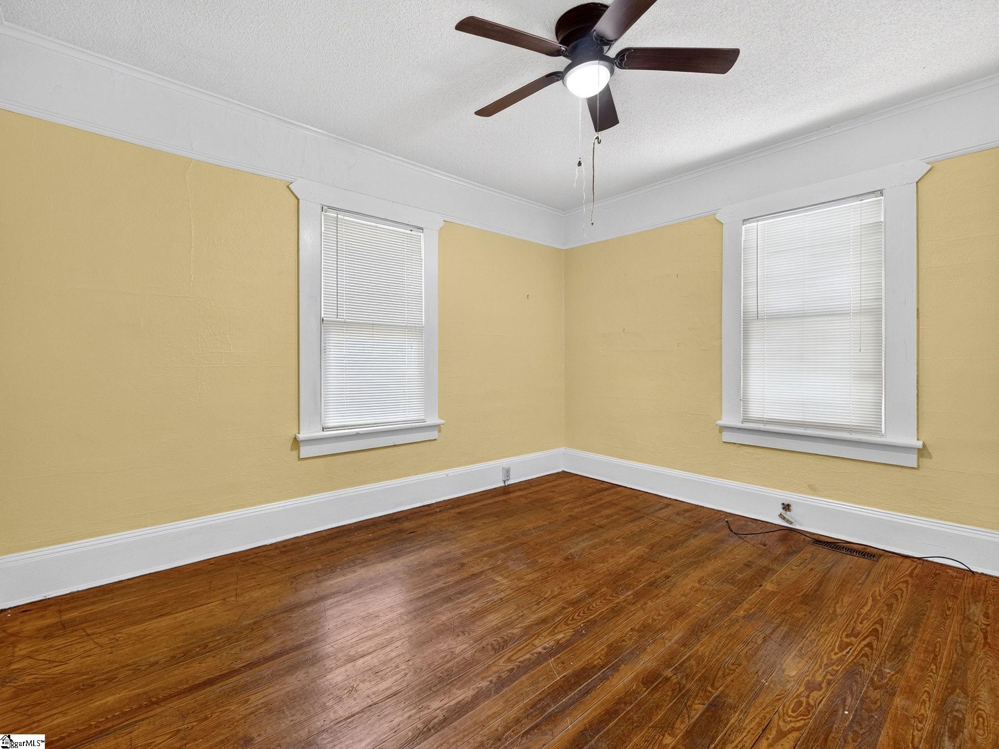 642 S Irwin Avenue Property Photo 13