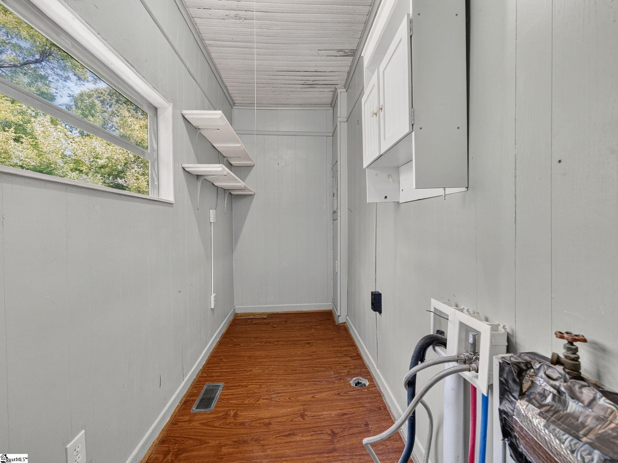 642 S Irwin Avenue Property Photo 24