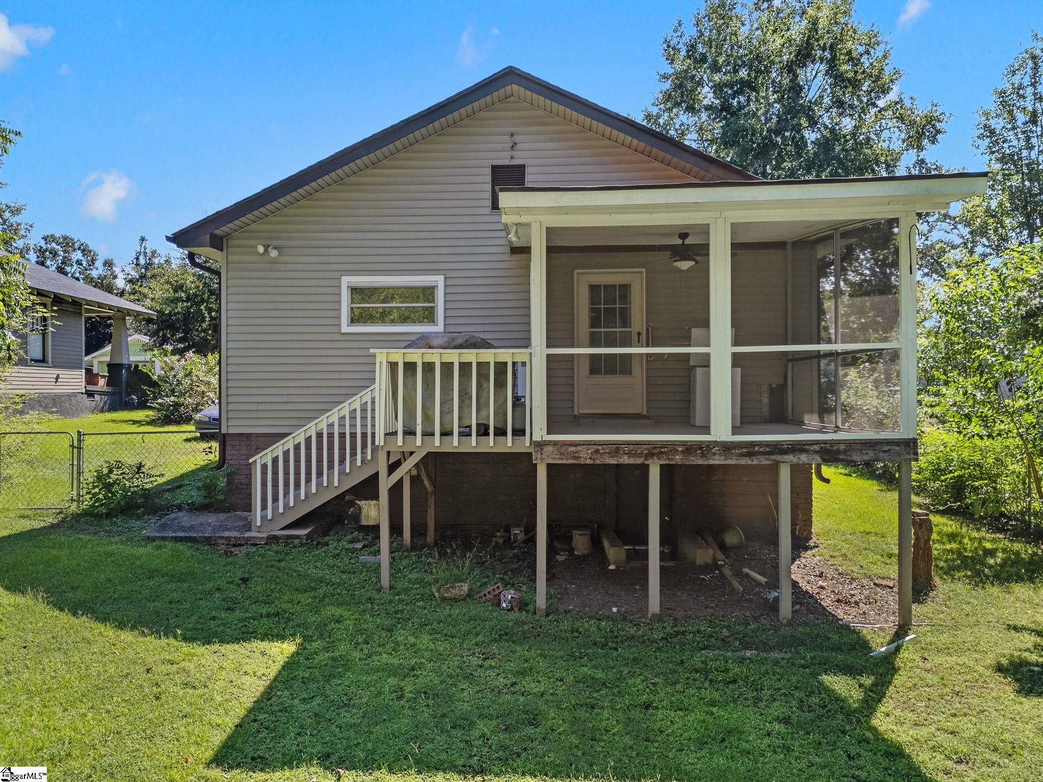 642 S Irwin Avenue Property Photo 32