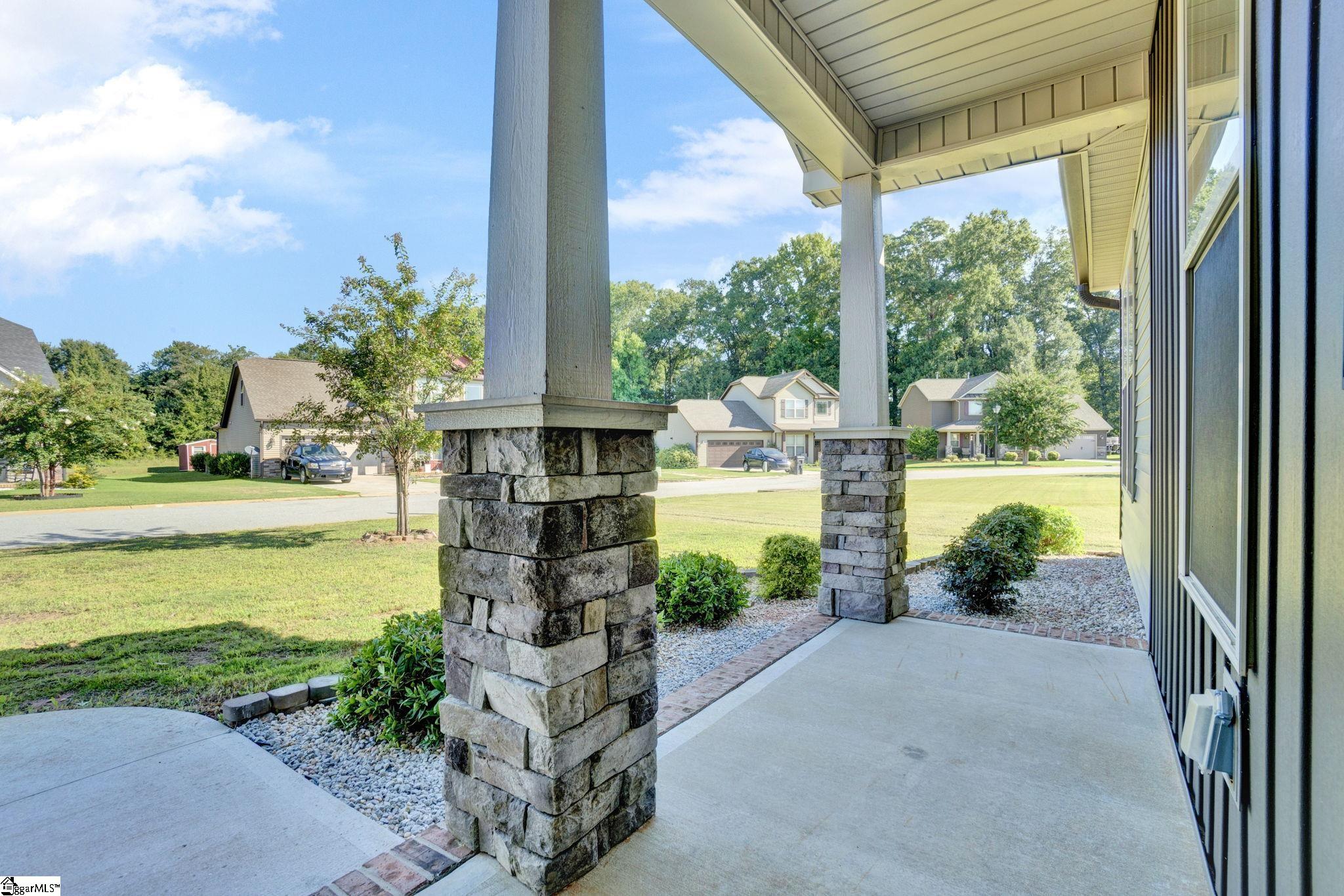 155 Norfolk Circle Property Photo 3