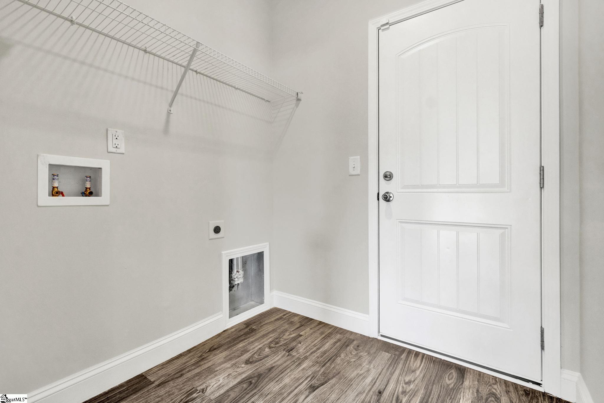 155 Norfolk Circle Property Photo 30