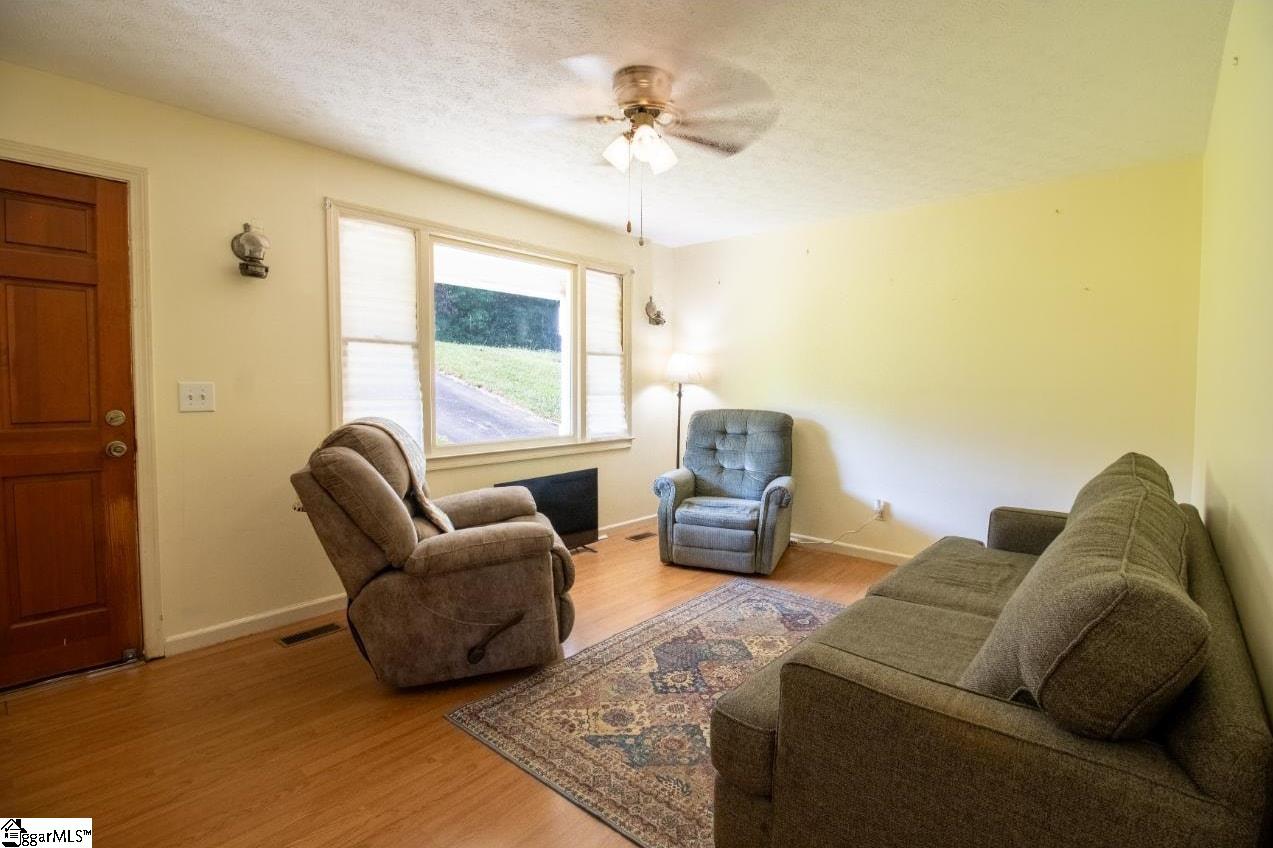410 Mcelhaney Road Property Photo 2