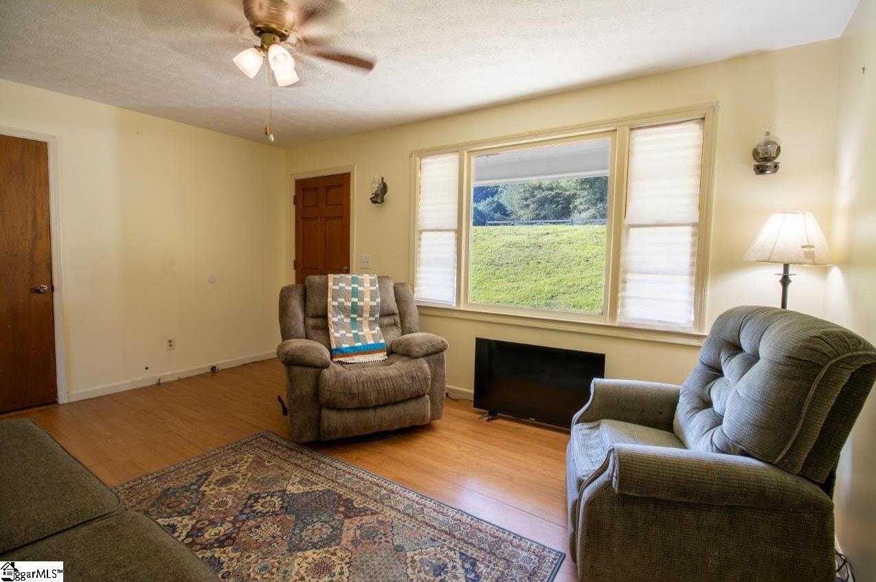 410 Mcelhaney Road Property Photo 3