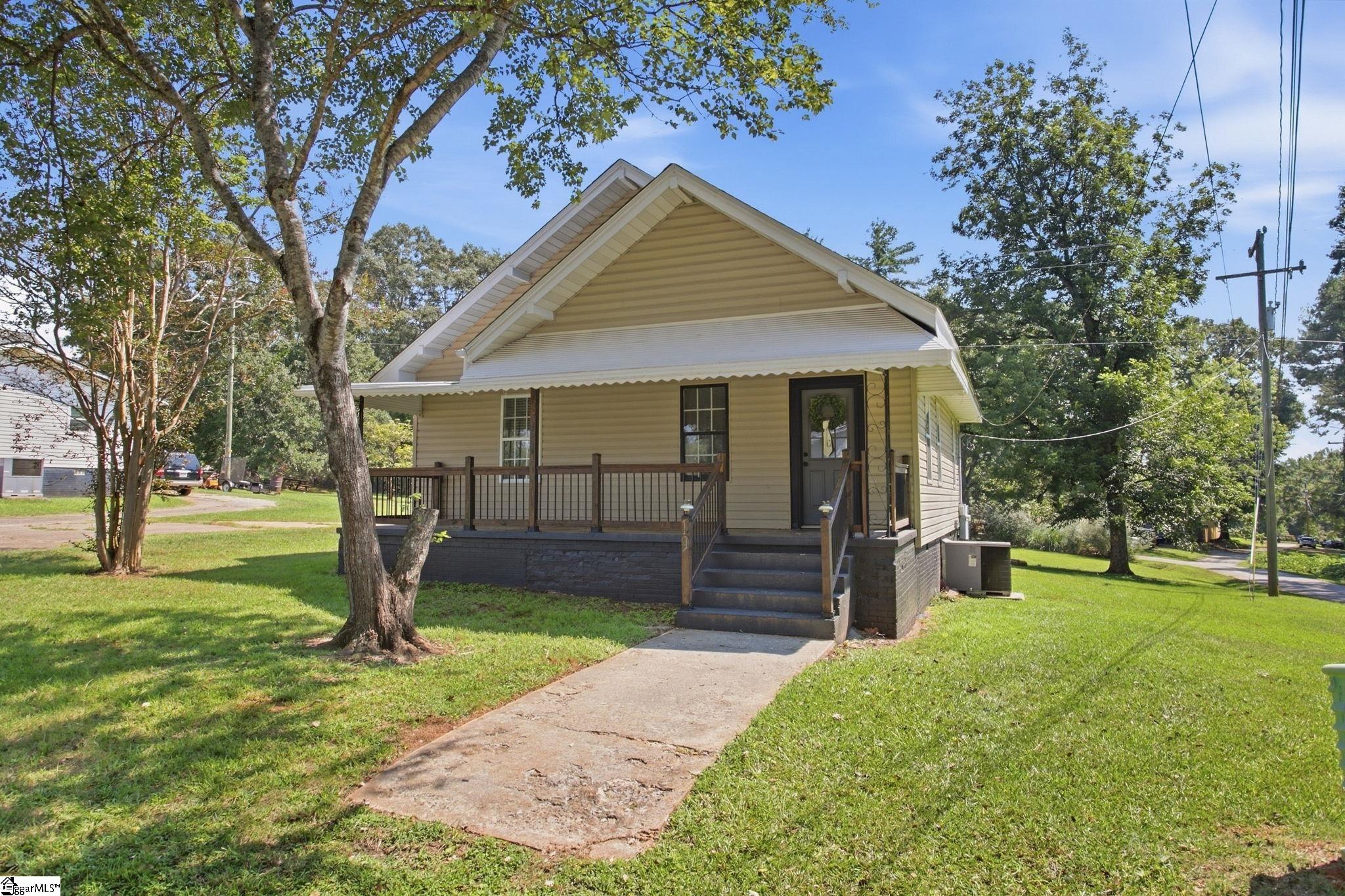 19 Clemson Street Property Photo 3