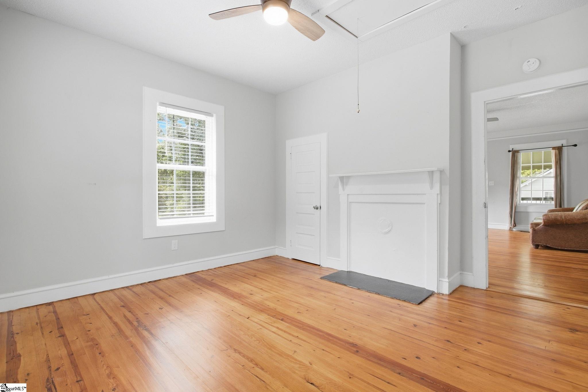 19 Clemson Street Property Photo 9