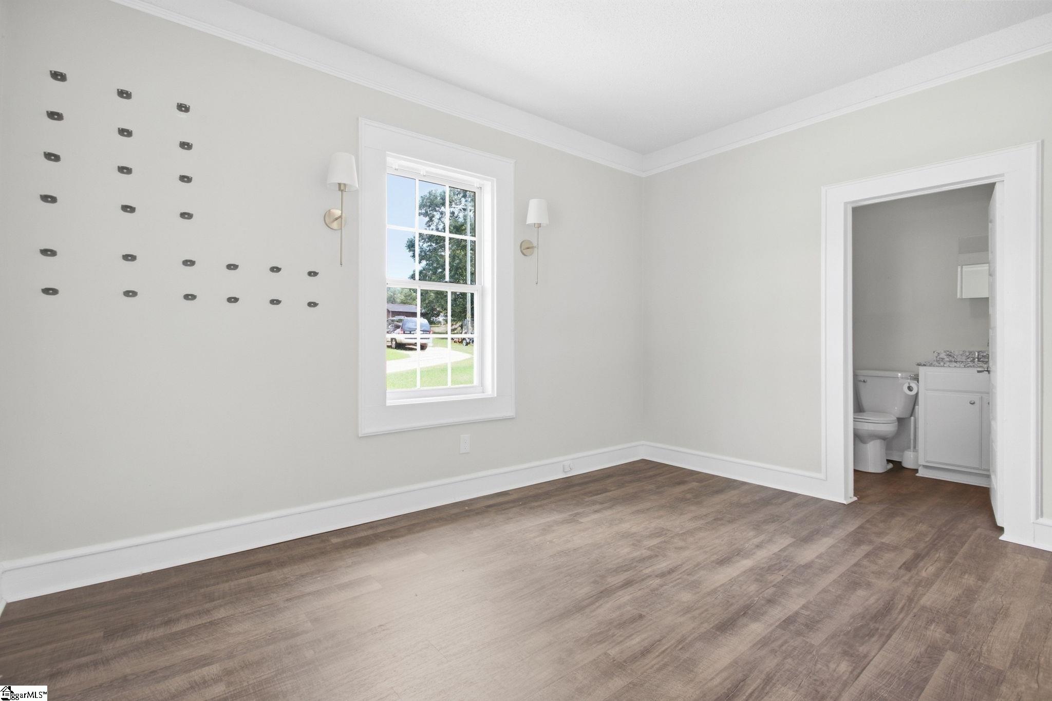 19 Clemson Street Property Photo 12