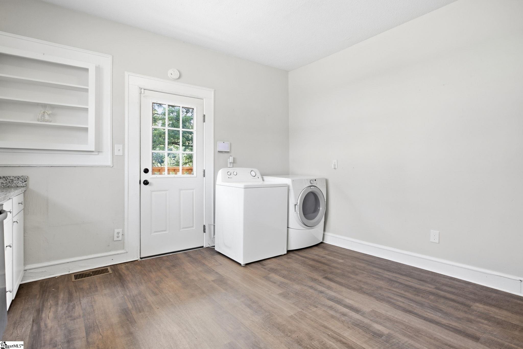 19 Clemson Street Property Photo 20