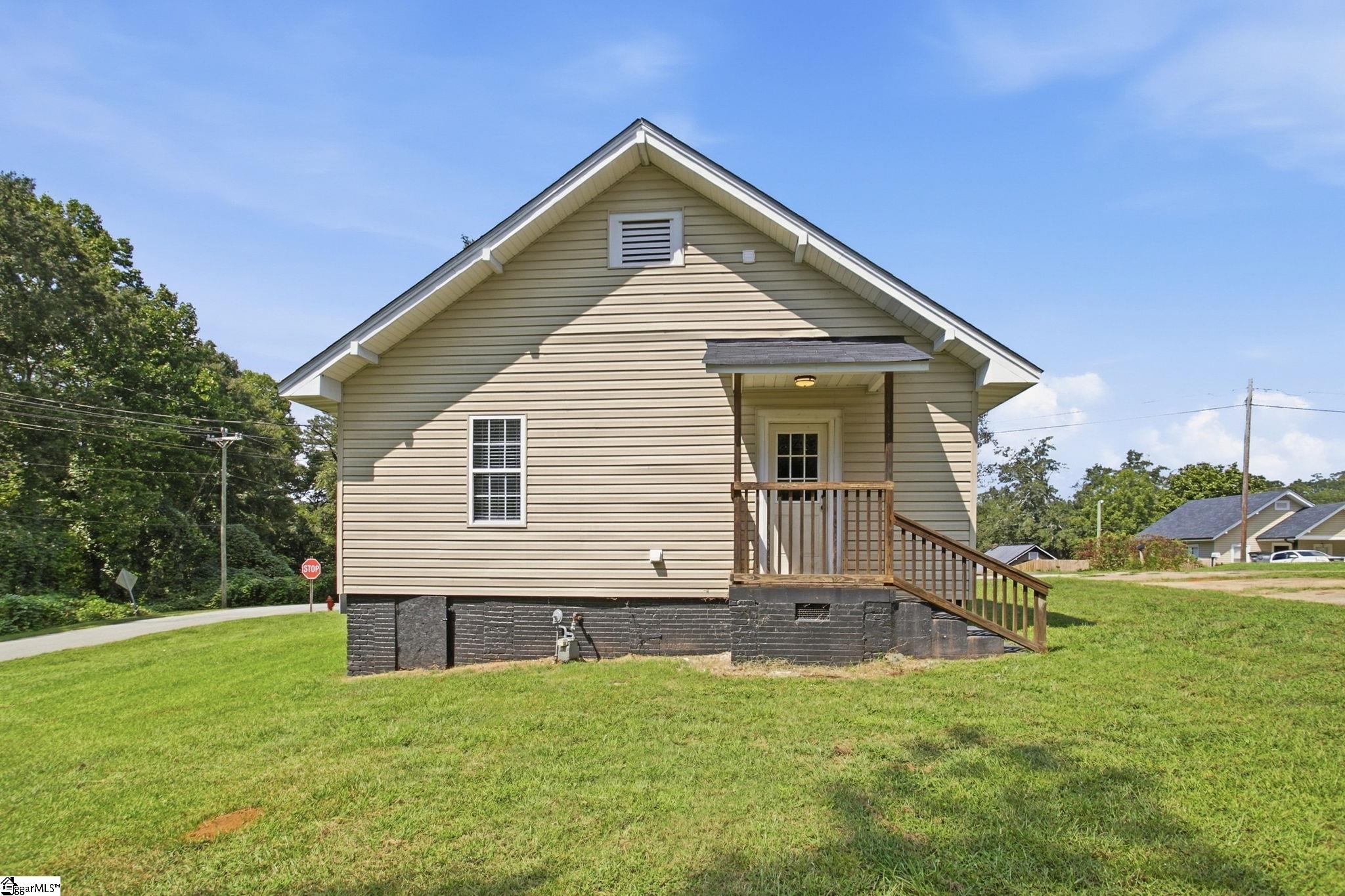 19 Clemson Street Property Photo 21