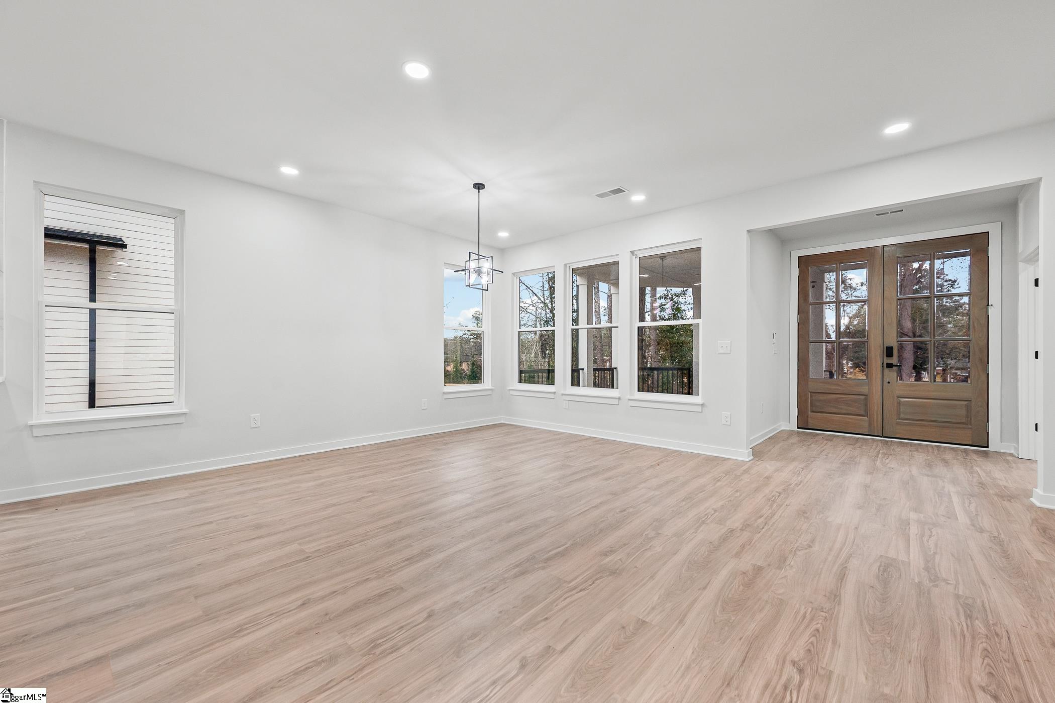 323 Hunts Bridge Road Property Photo 4