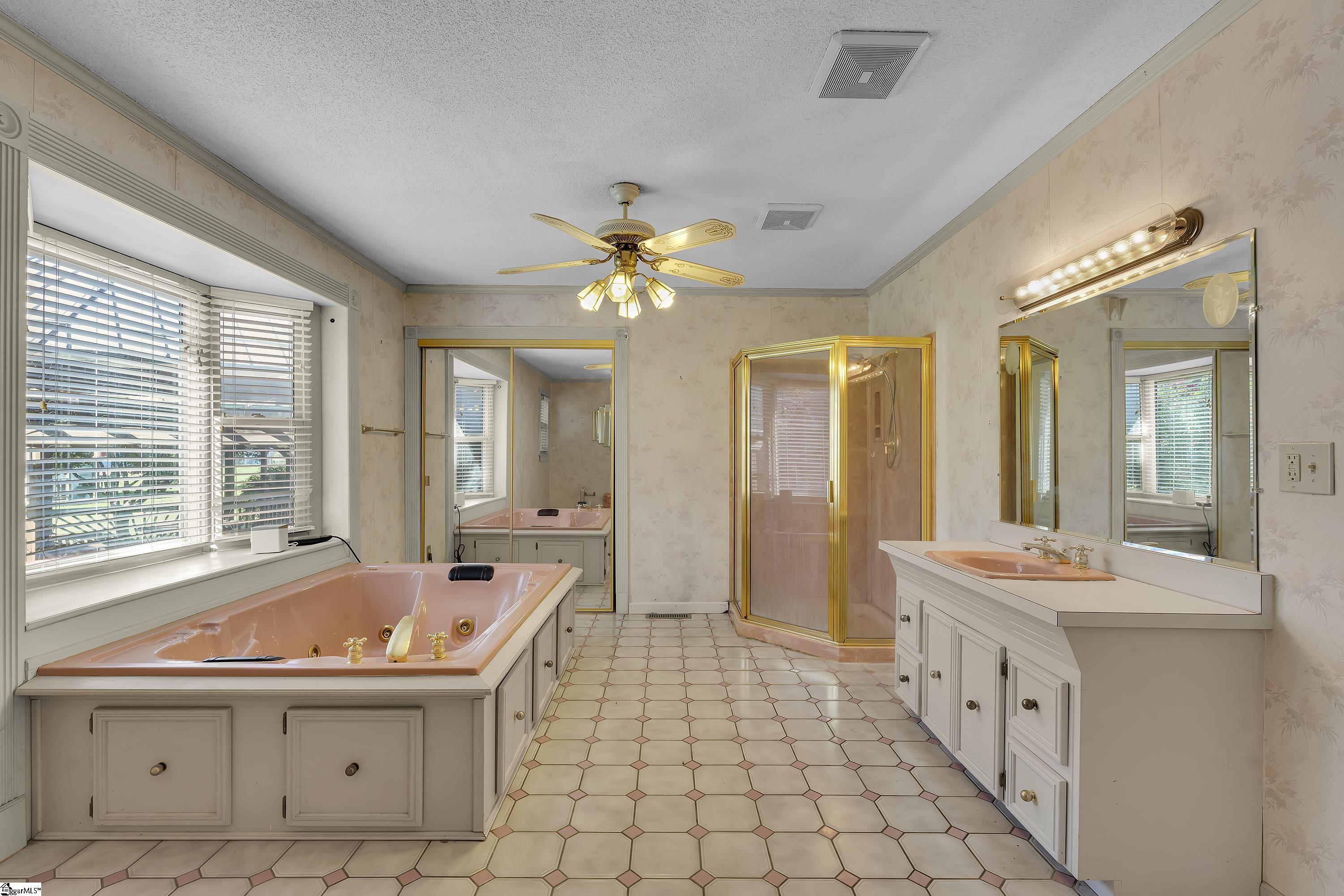 619 Foster Road Property Photo 15