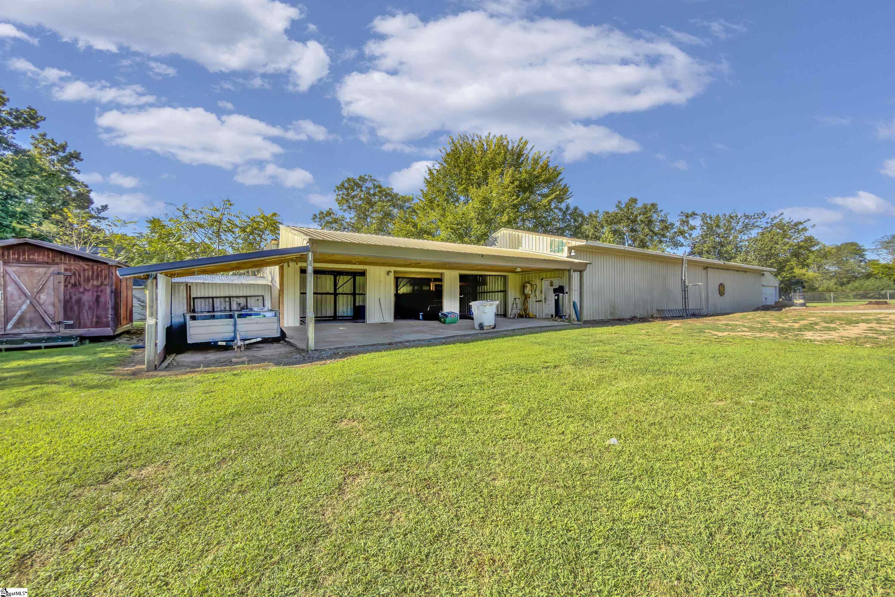 619 Foster Road Property Photo 20