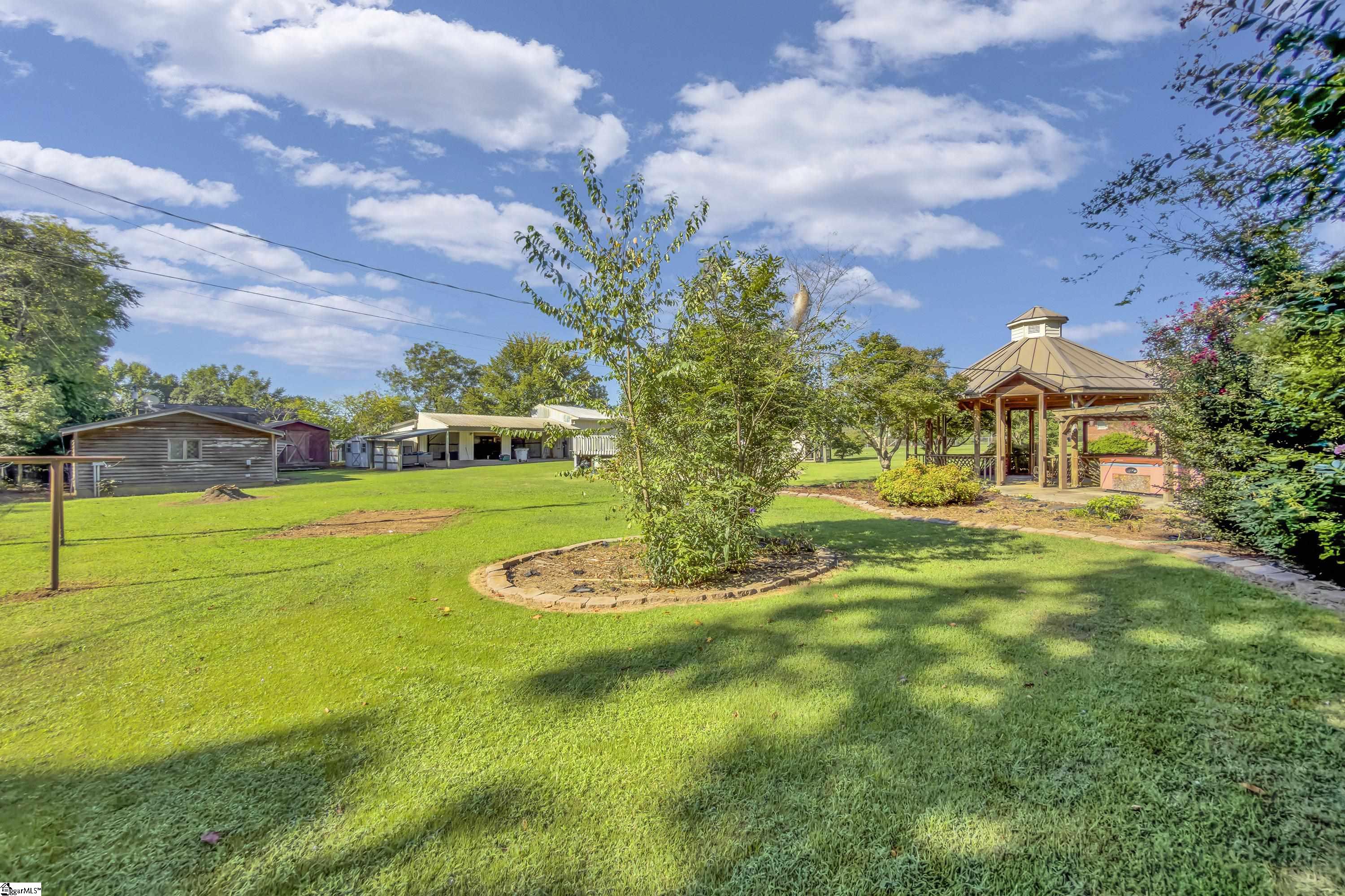 619 Foster Road Property Photo 37