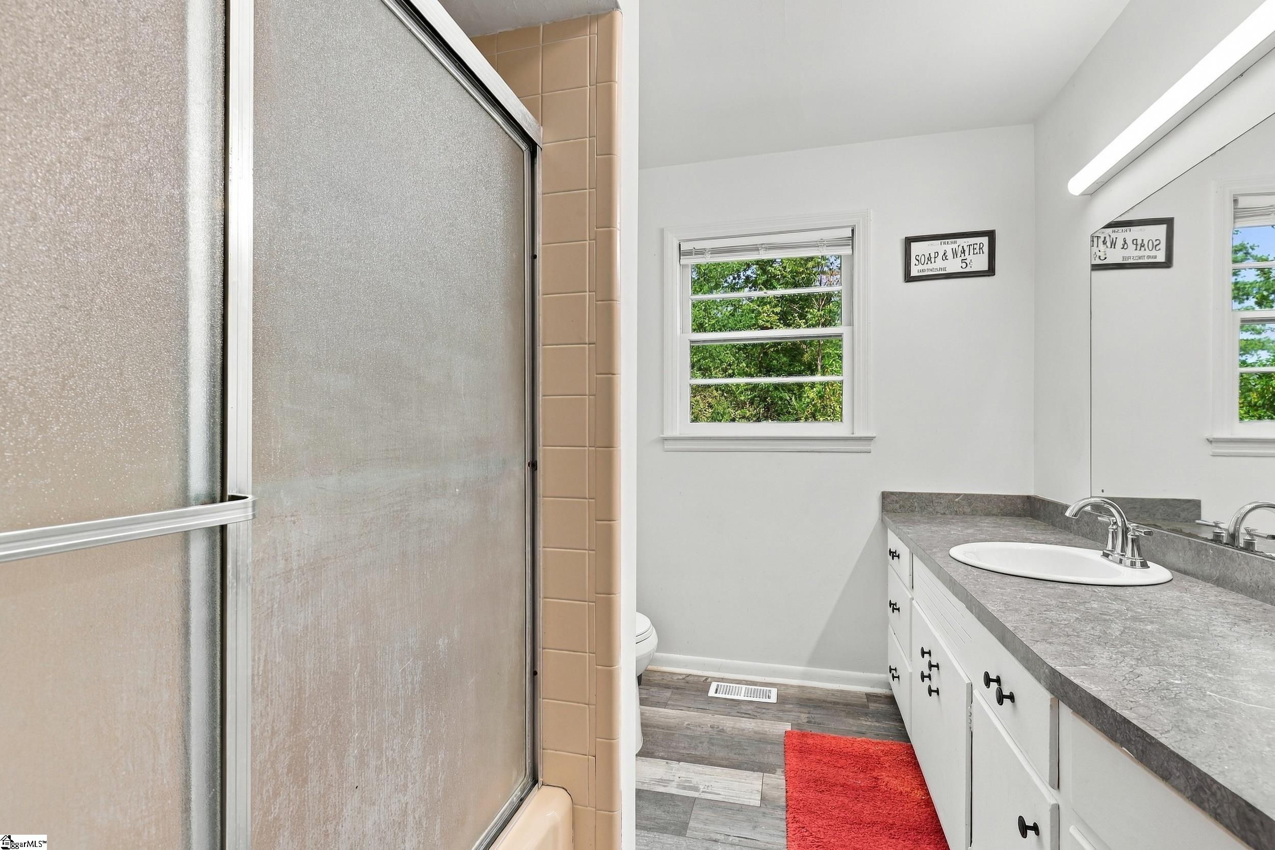 118 Kensington Drive Property Photo 21