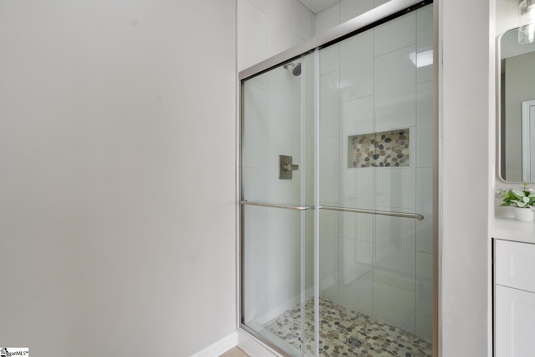 191 Amberwood Drive Property Photo 18
