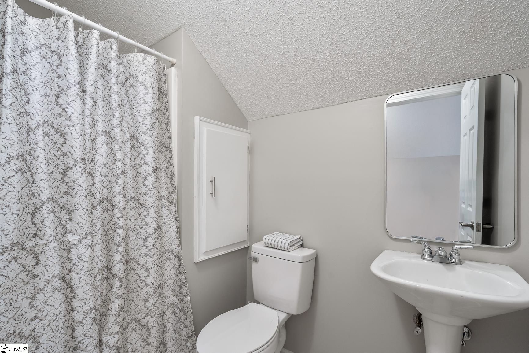 191 Amberwood Drive Property Photo 28