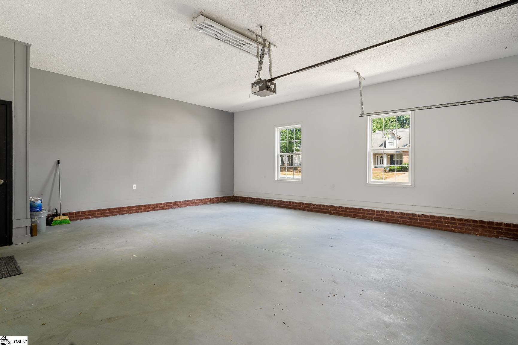 191 Amberwood Drive Property Photo 30