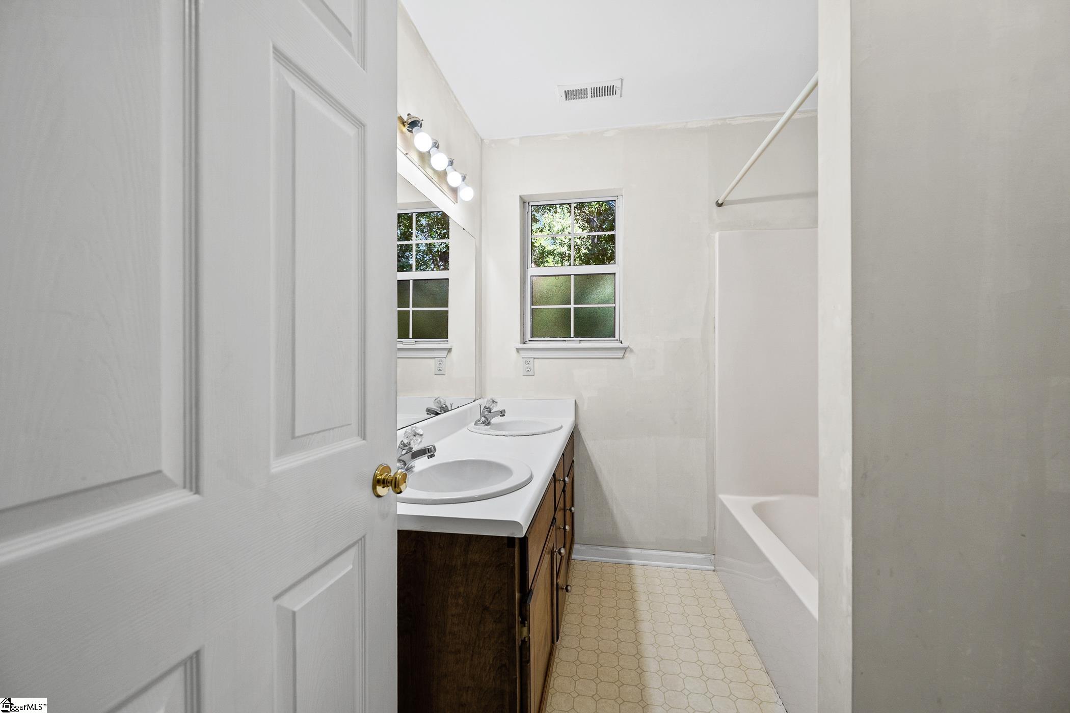 104 Woody Lane Property Photo 20