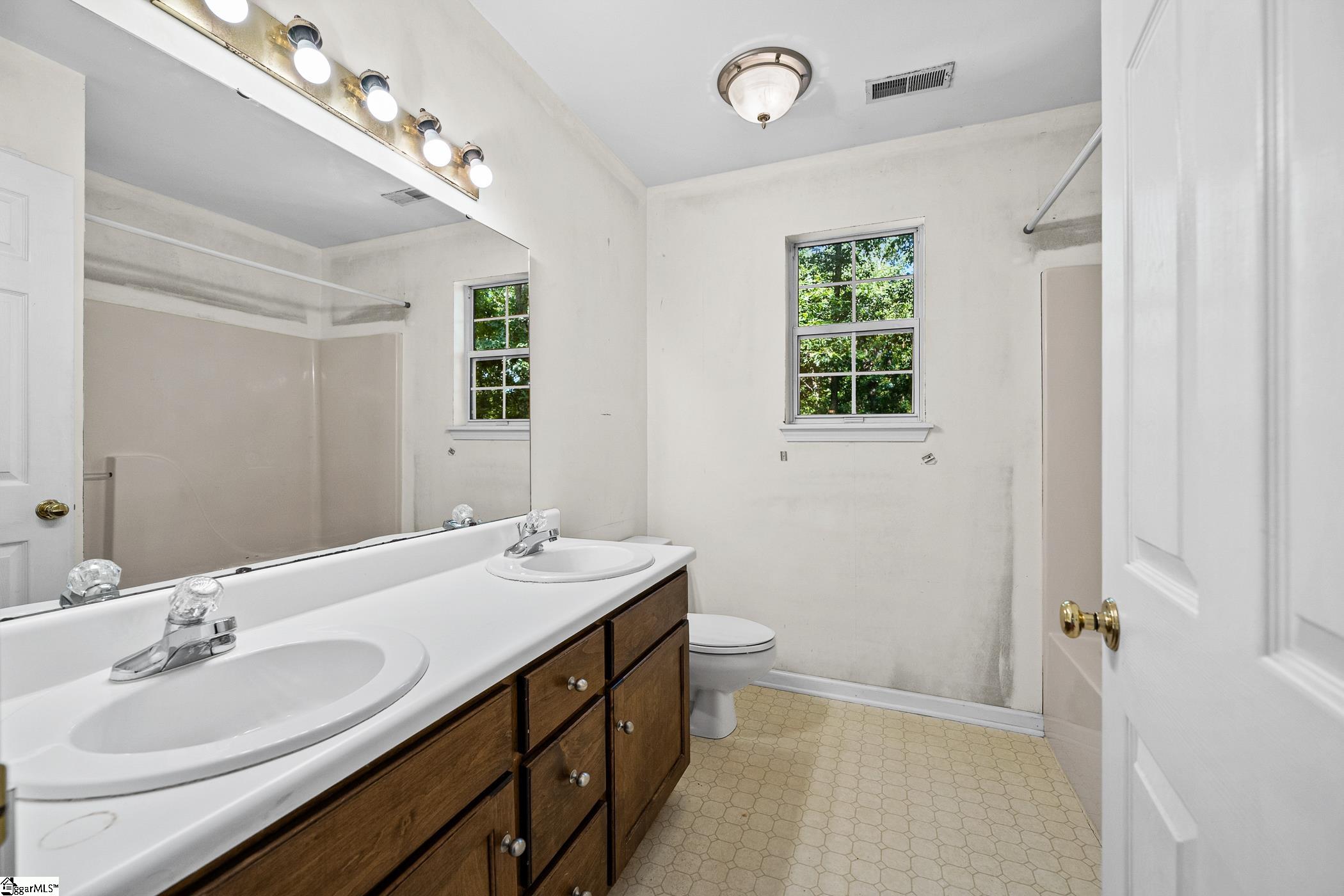 104 Woody Lane Property Photo 25