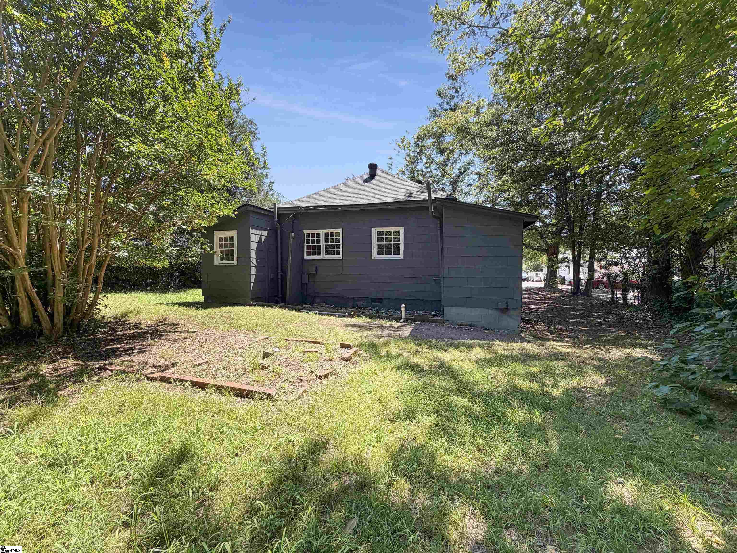 372 Oliver Street Property Photo 19