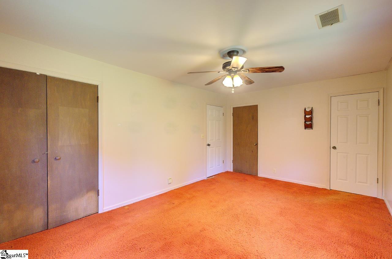 1206 Lakeview Drive Property Photo 18