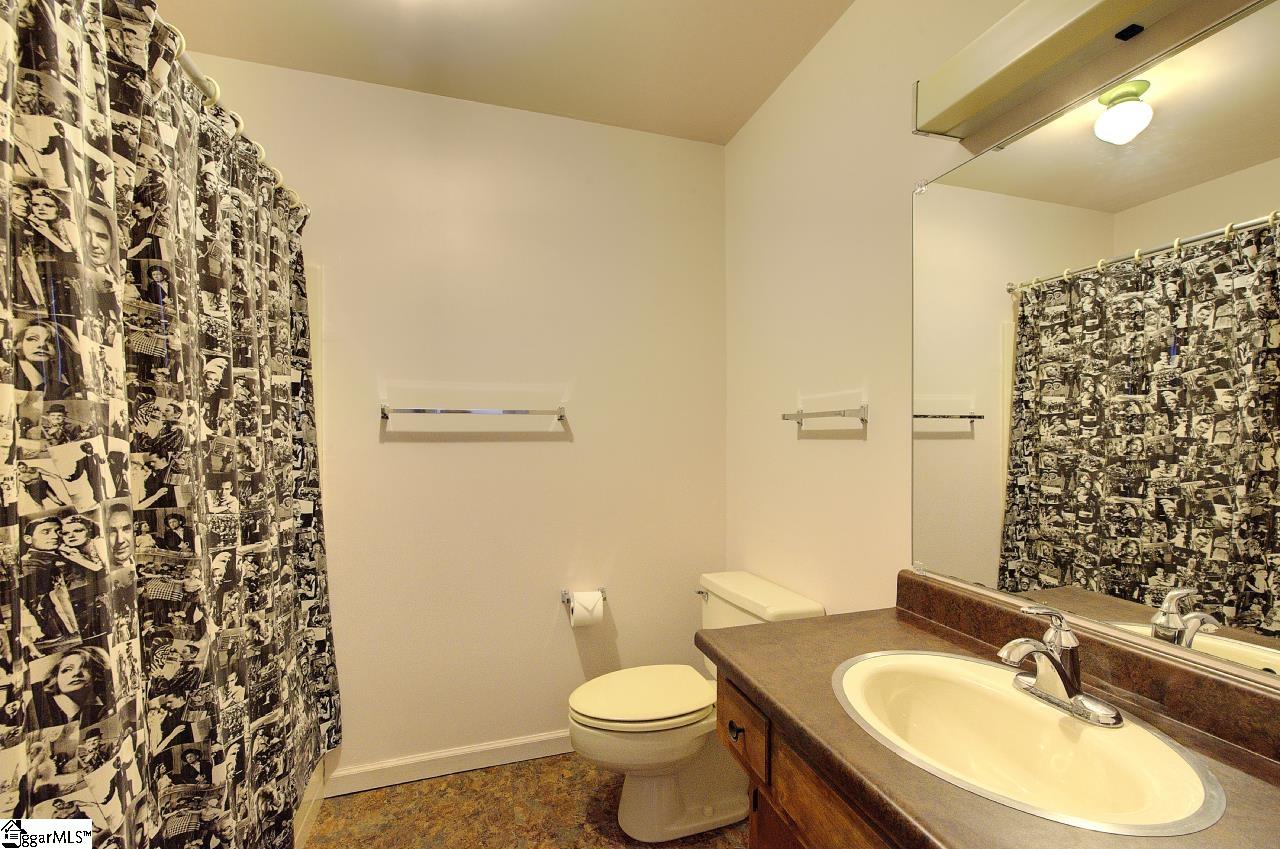 1206 Lakeview Drive Property Photo 23