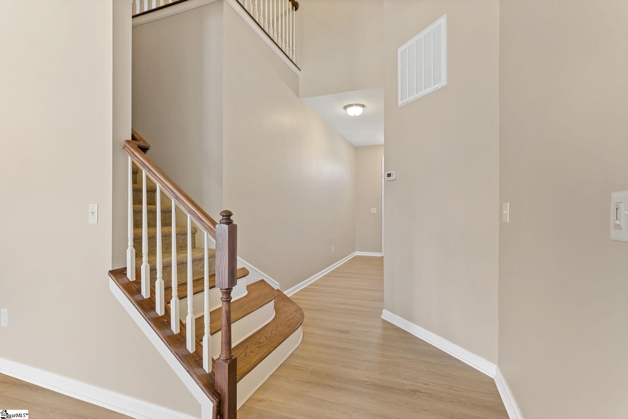 22 Irvington Drive Property Photo 6