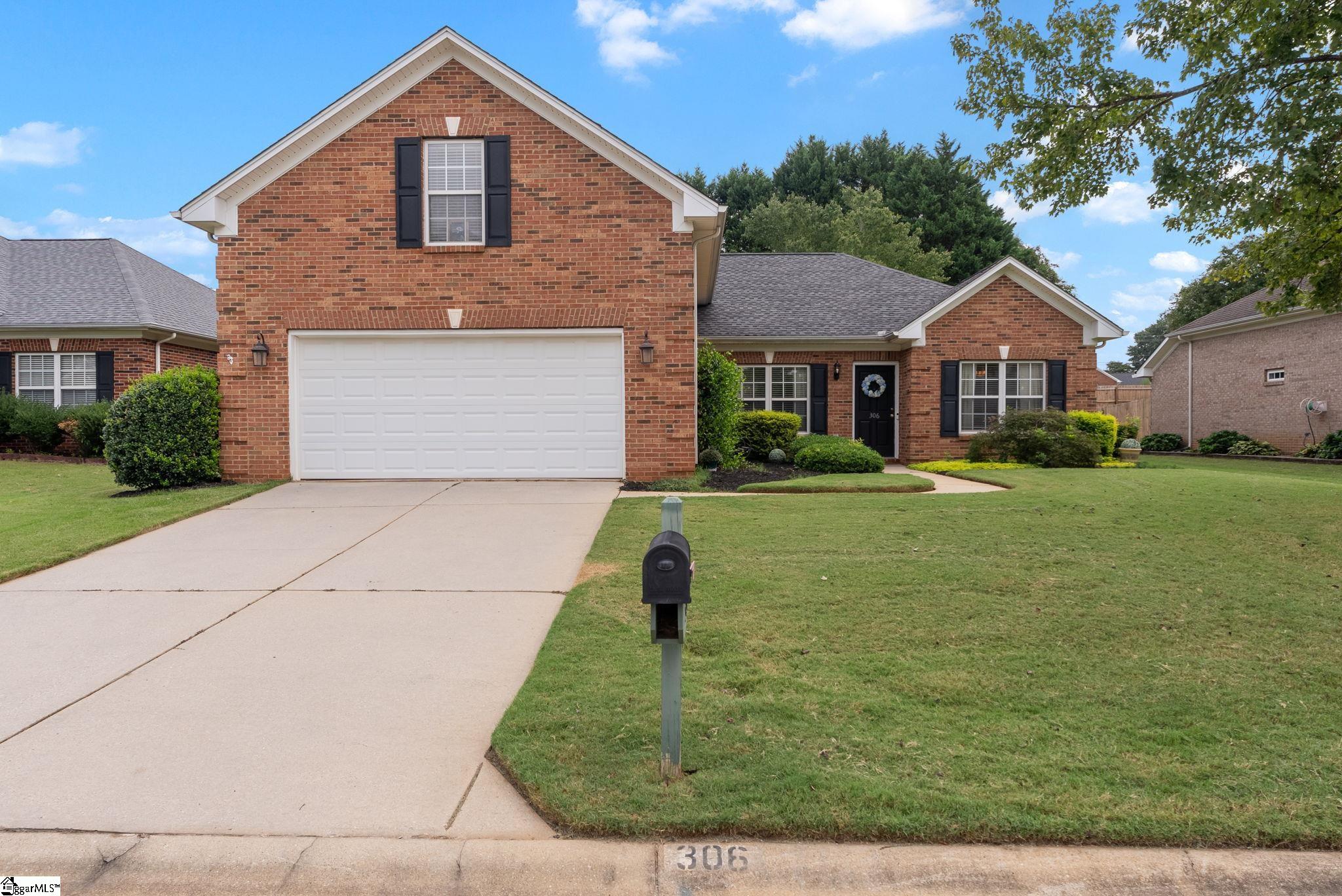 306 Jockey Court Property Photo 2