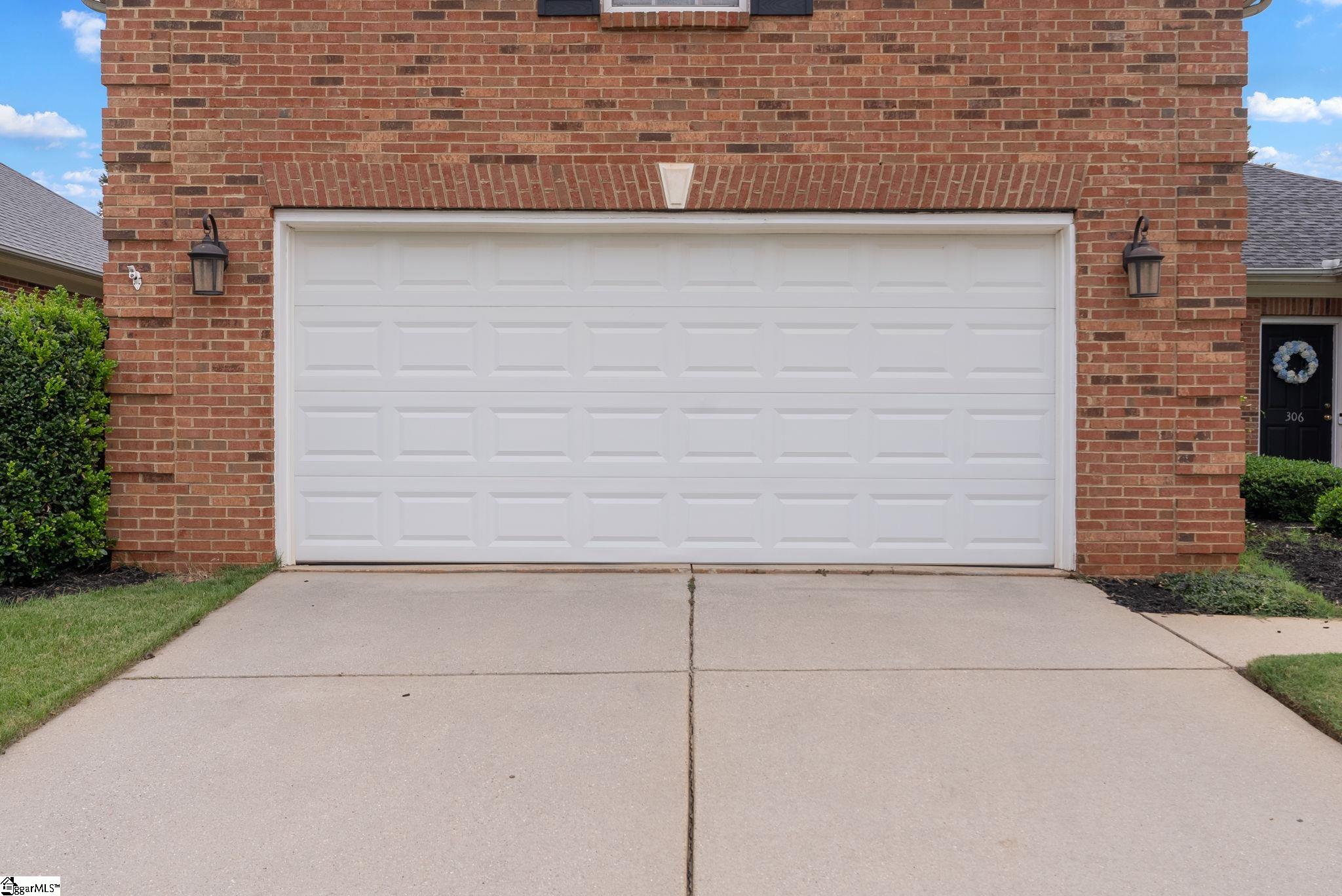 306 Jockey Court Property Photo 6