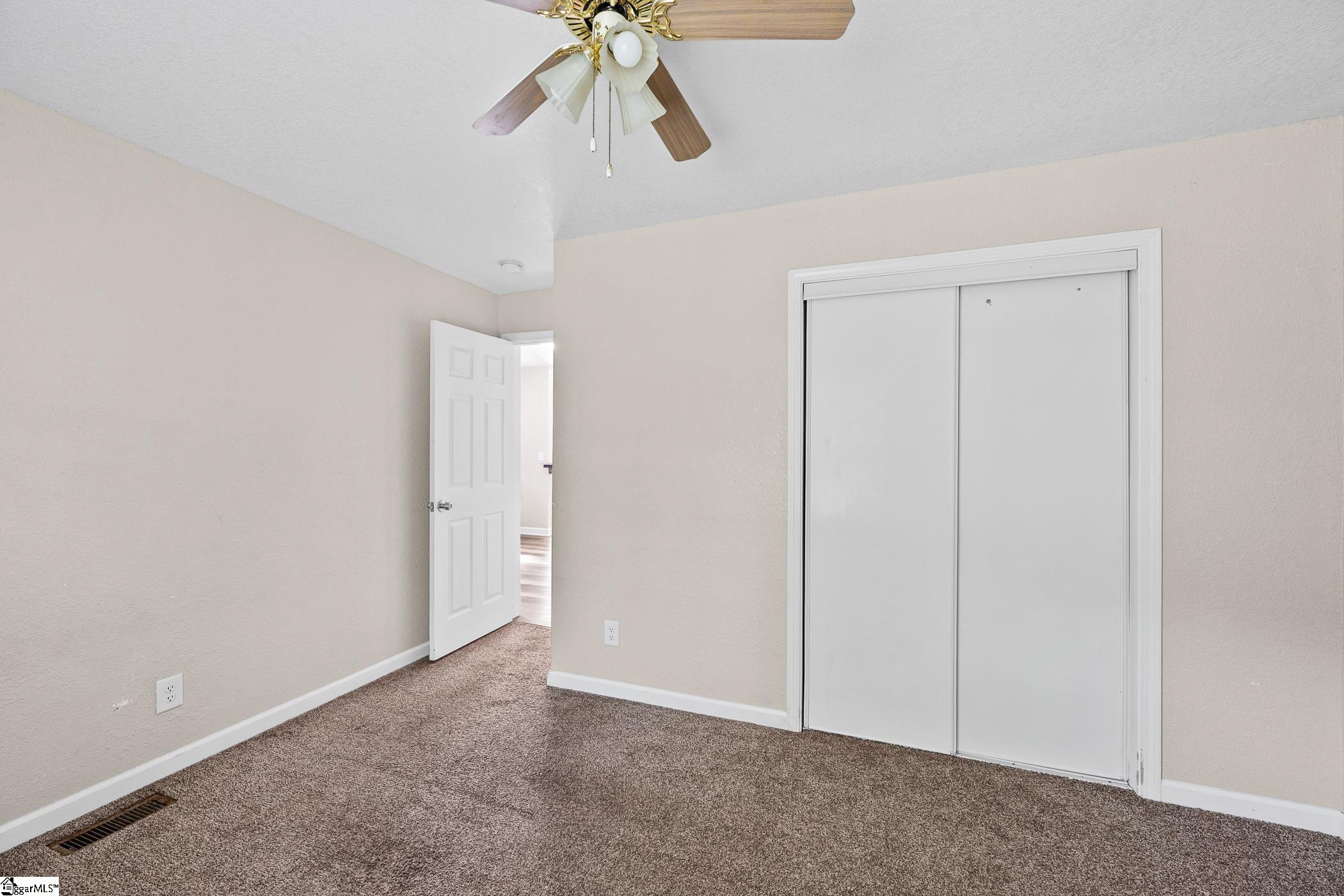 405 Hill Street Property Photo 22