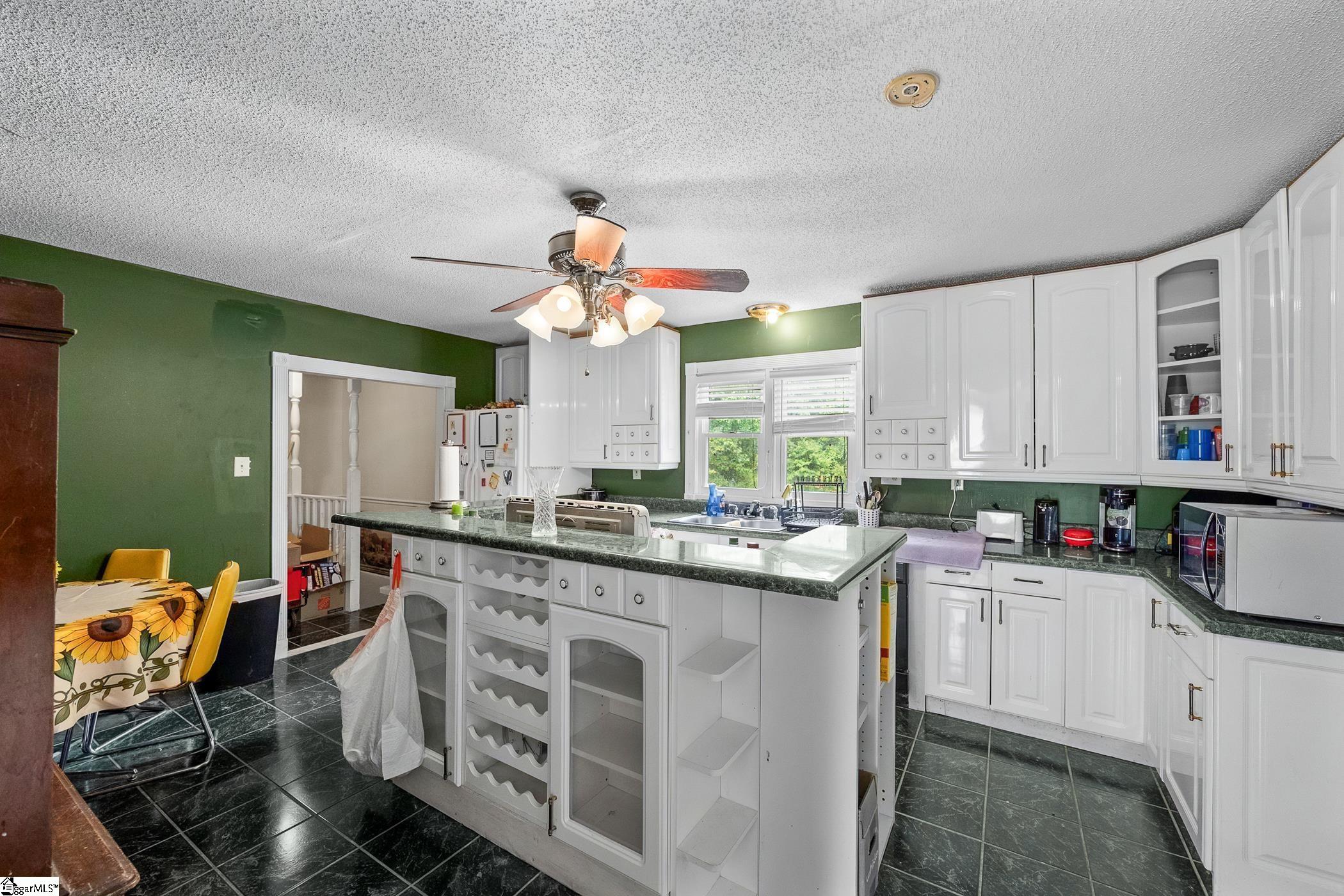 4080 Highway 417 Property Photo 5