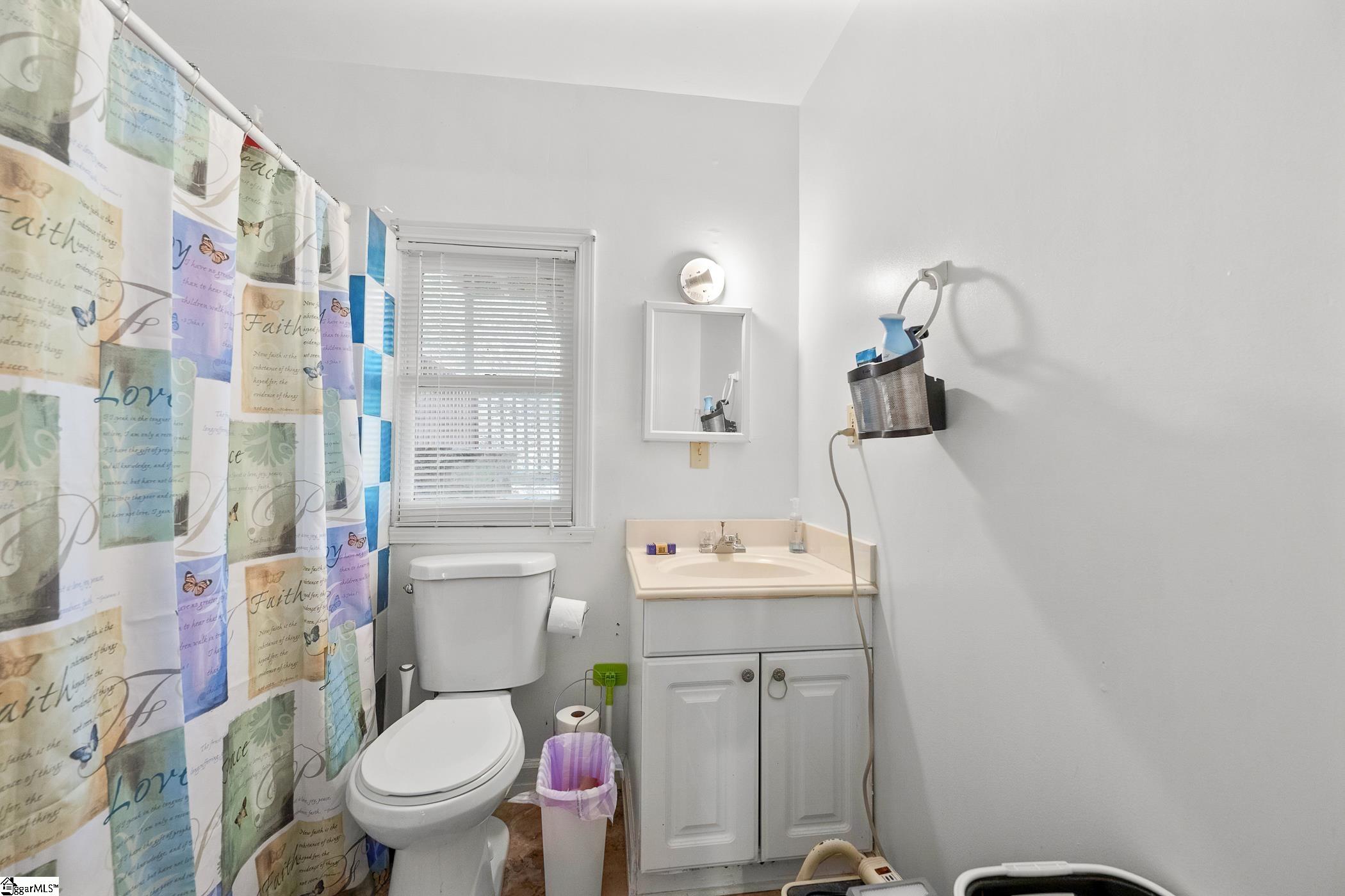 4080 Highway 417 Property Photo 12