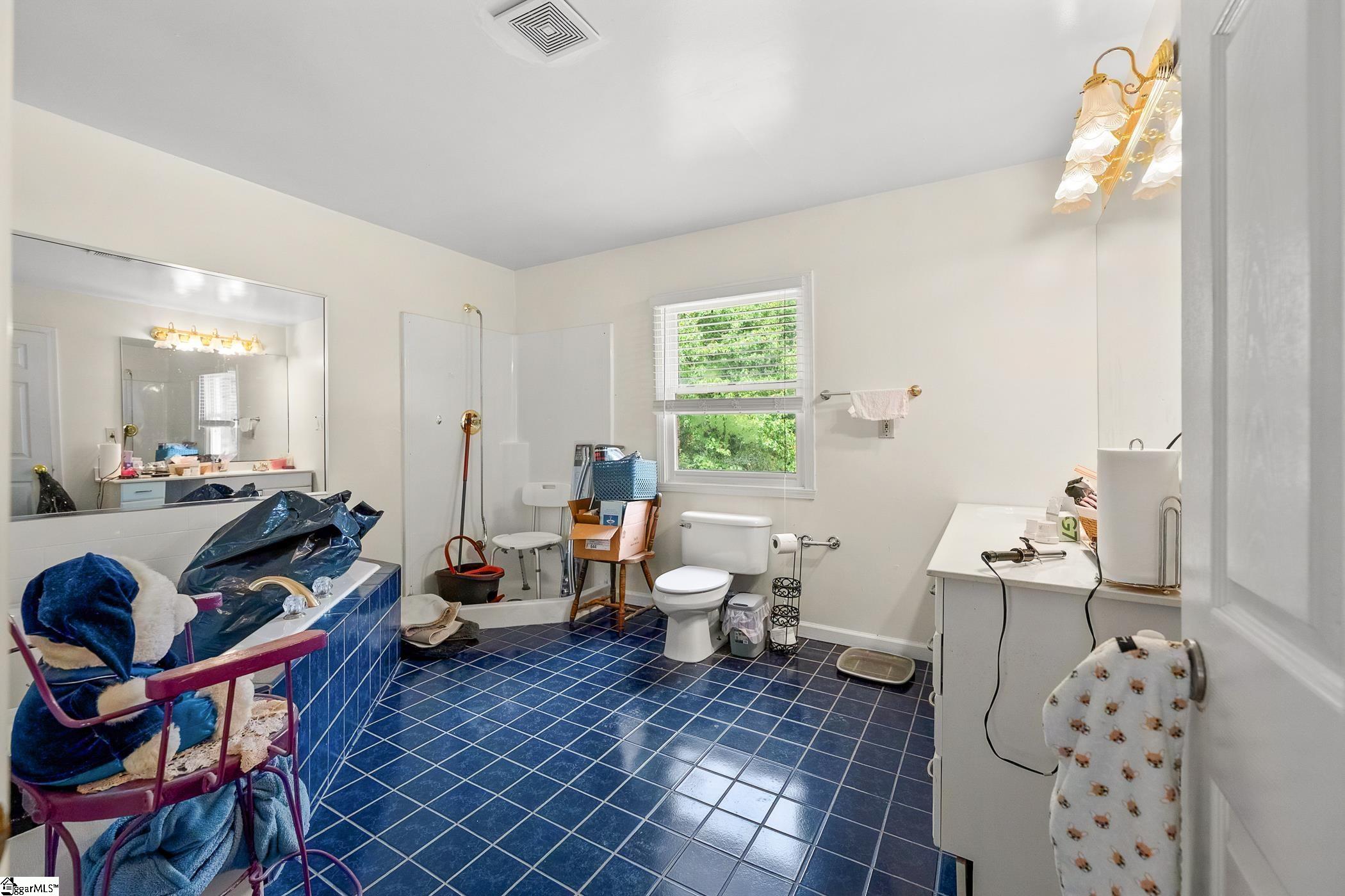 4080 Highway 417 Property Photo 14