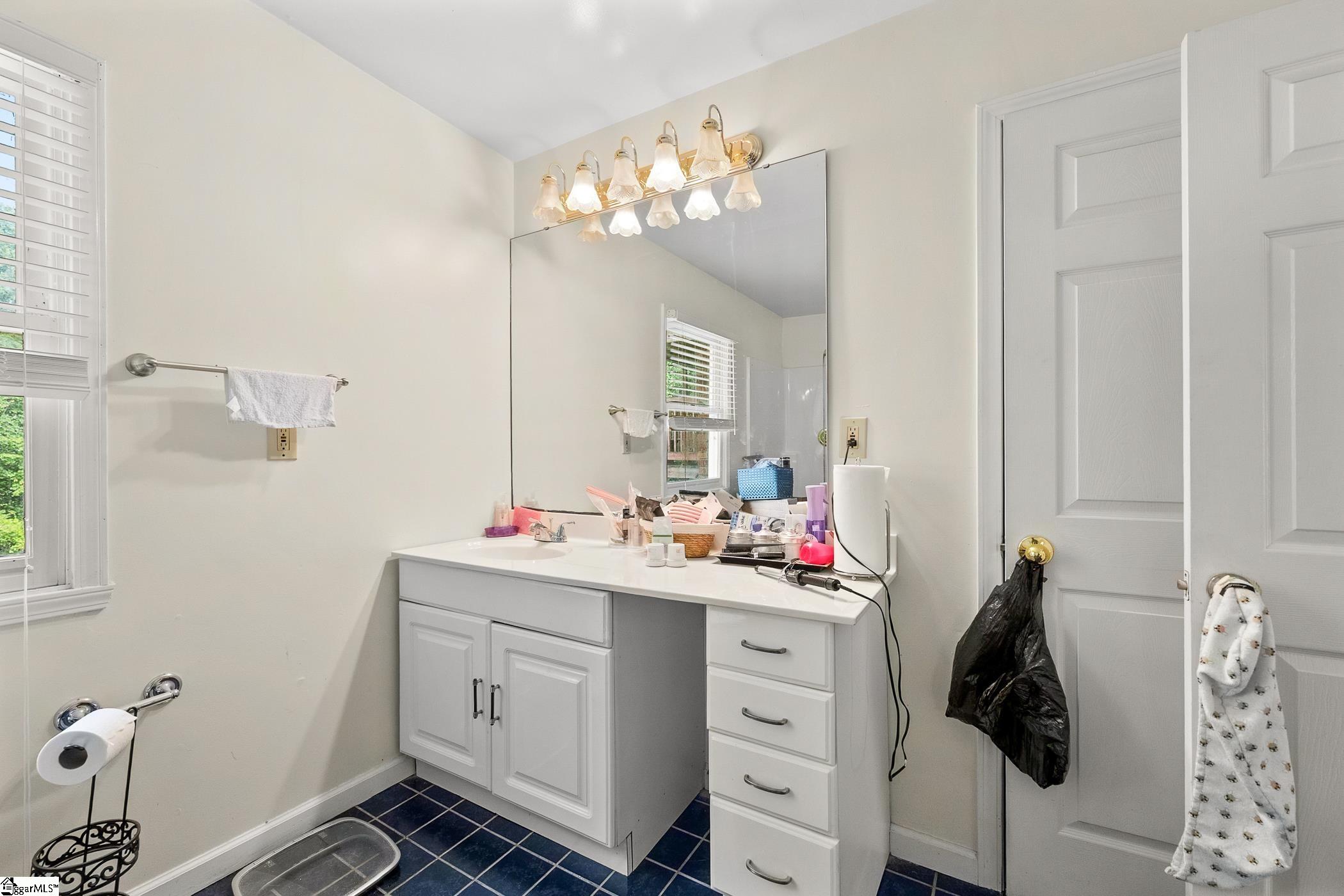 4080 Highway 417 Property Photo 16