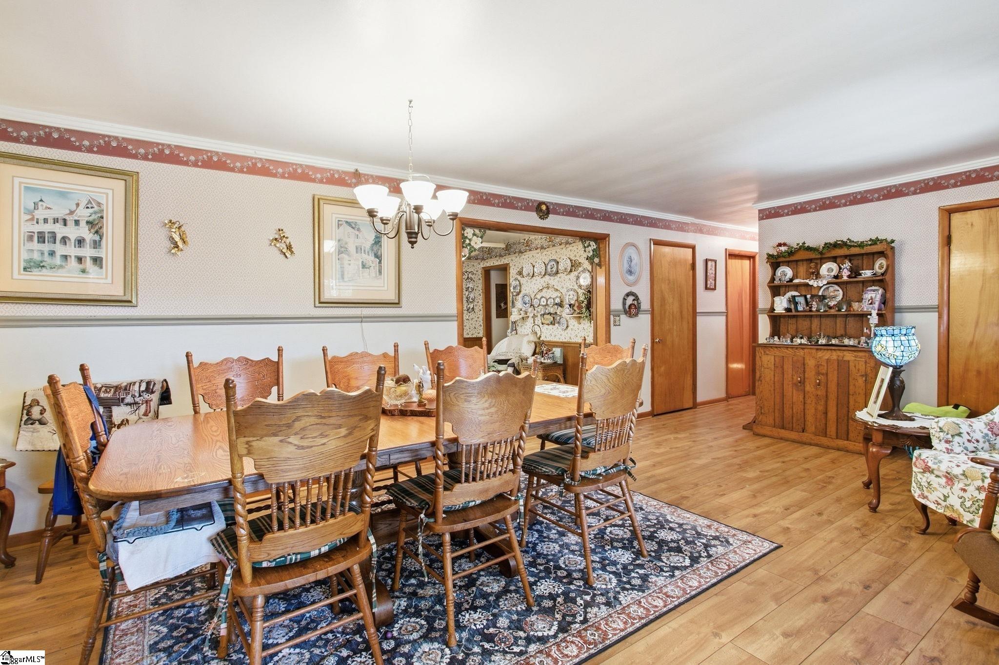 308 Alta Vista Circle Property Photo 4