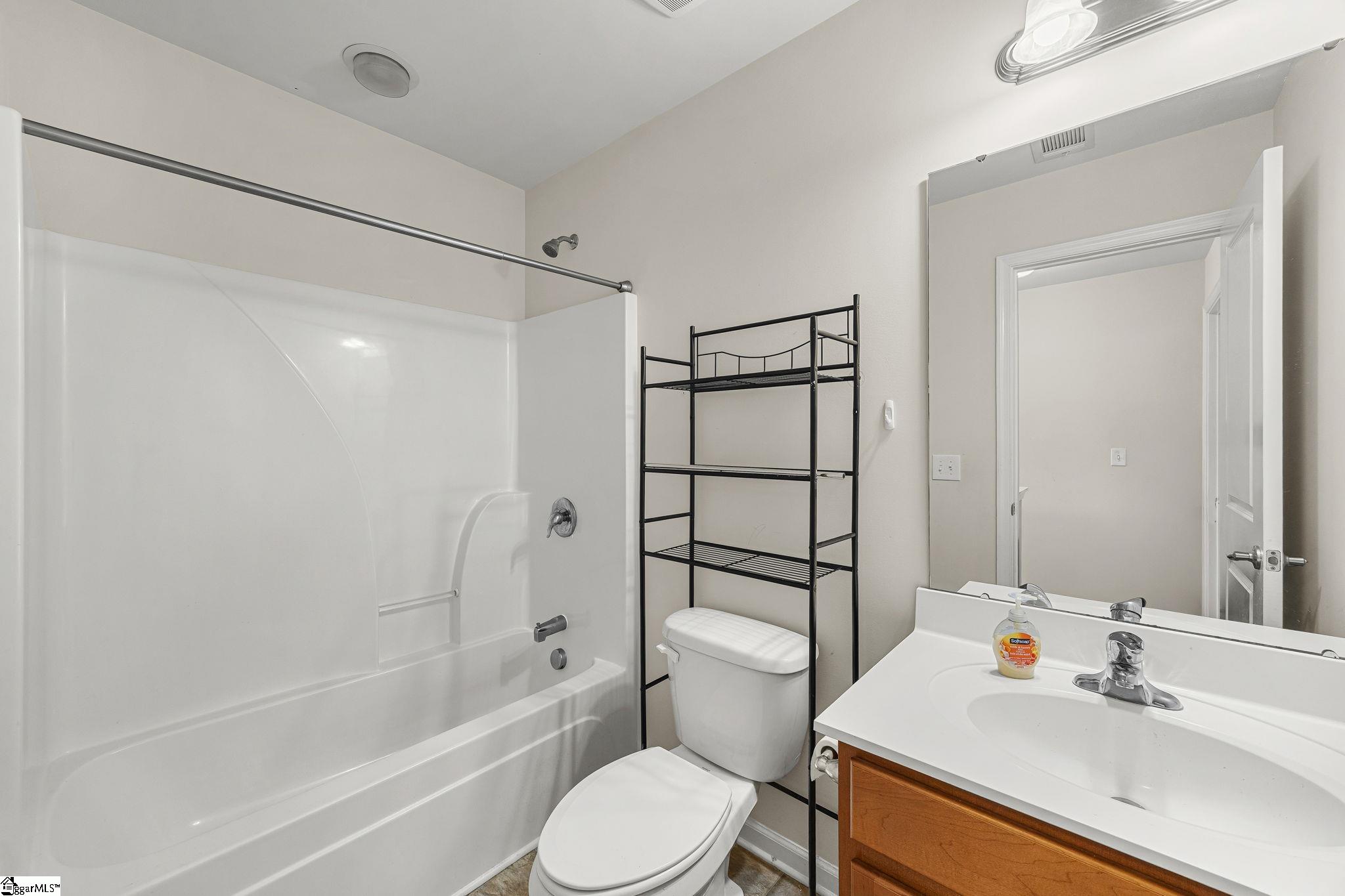 132 Hamilton Court Property Photo 26