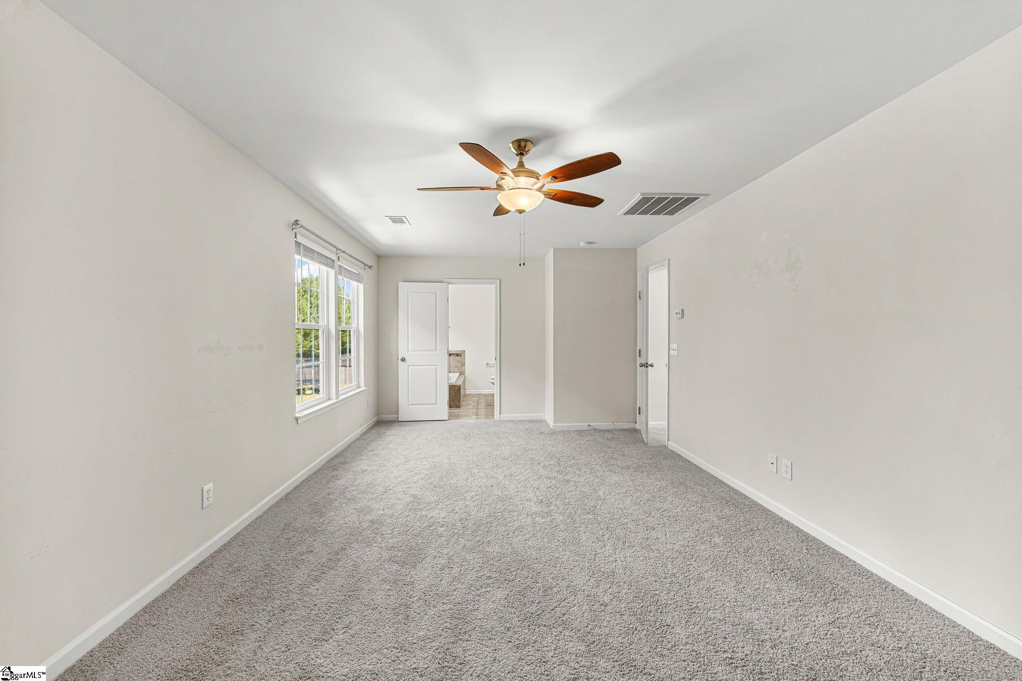 132 Hamilton Court Property Photo 28