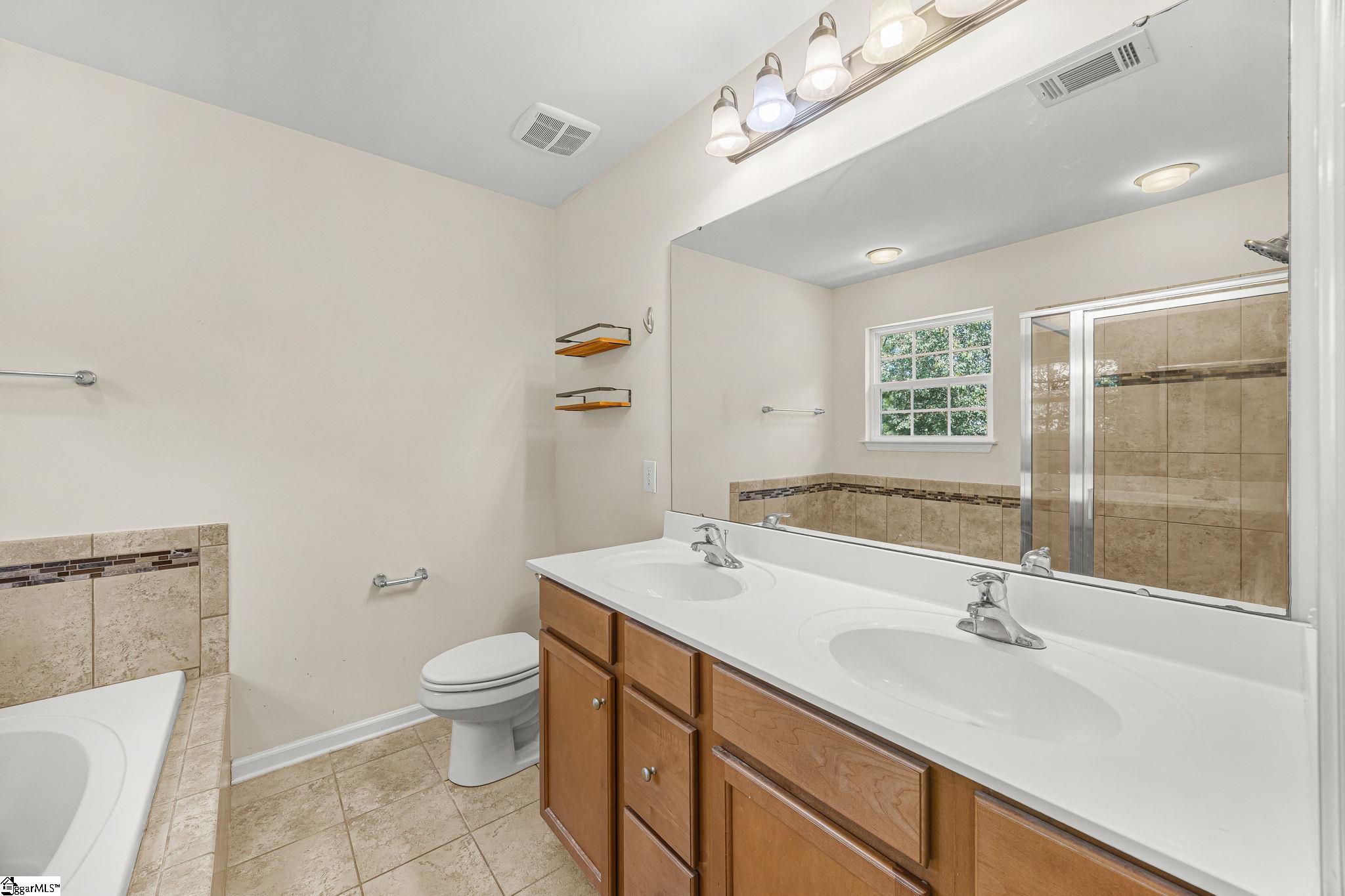 132 Hamilton Court Property Photo 31
