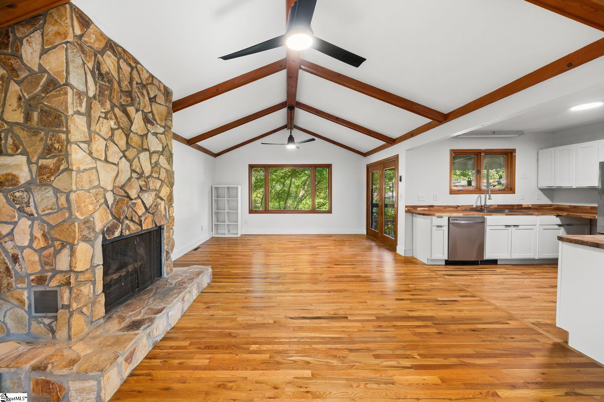 17 Ogden Drive Property Photo 6