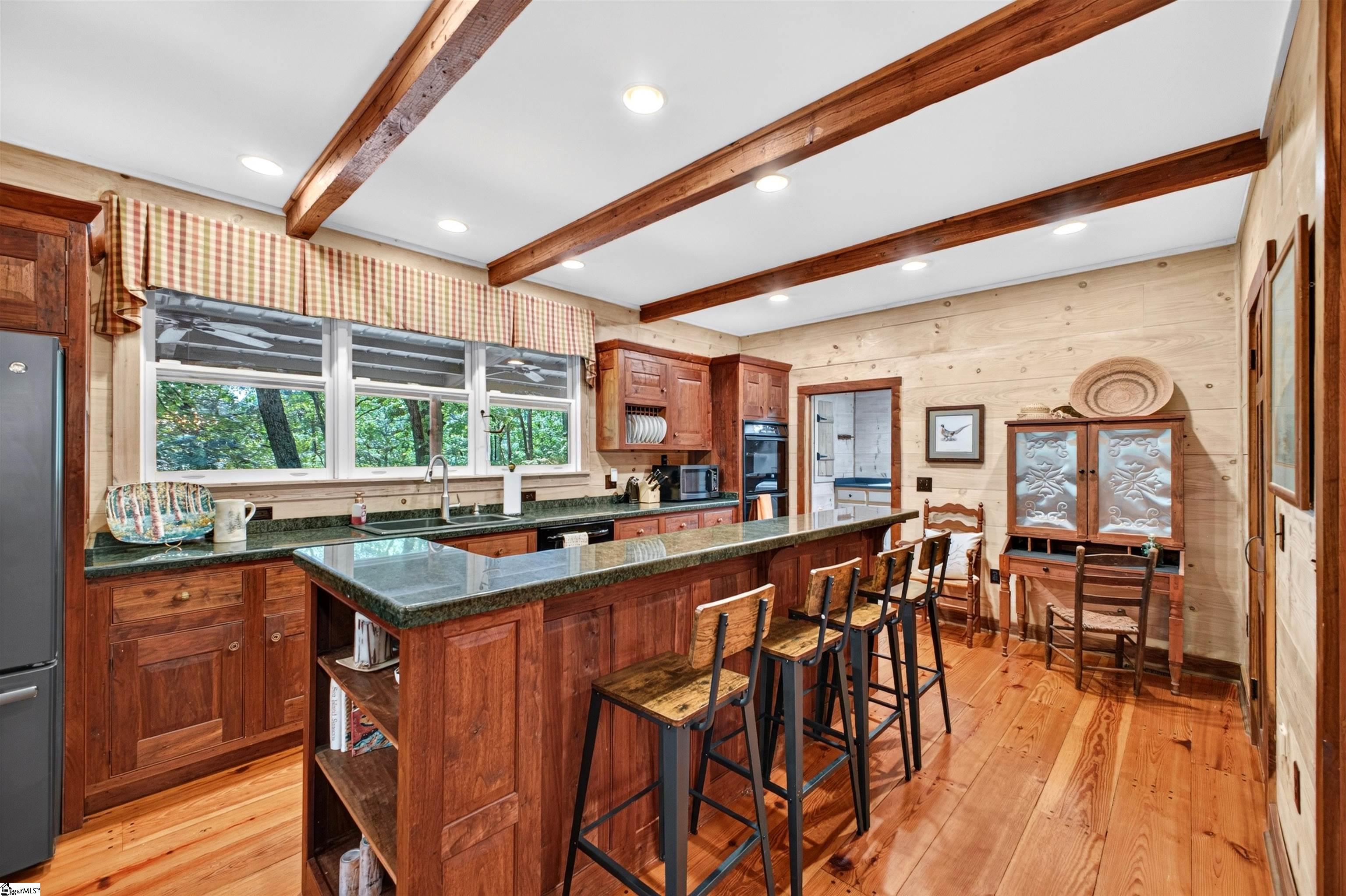 160 Duffs Mountain Road Property Photo 10