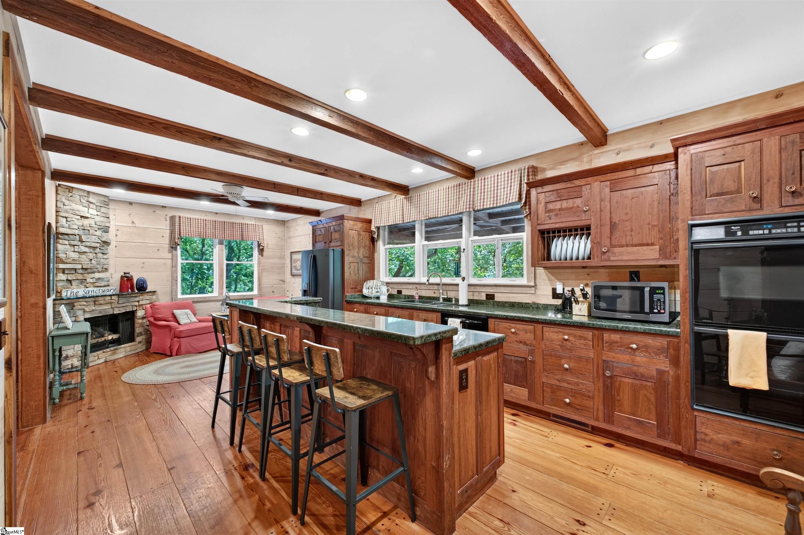 160 Duffs Mountain Road Property Photo 13