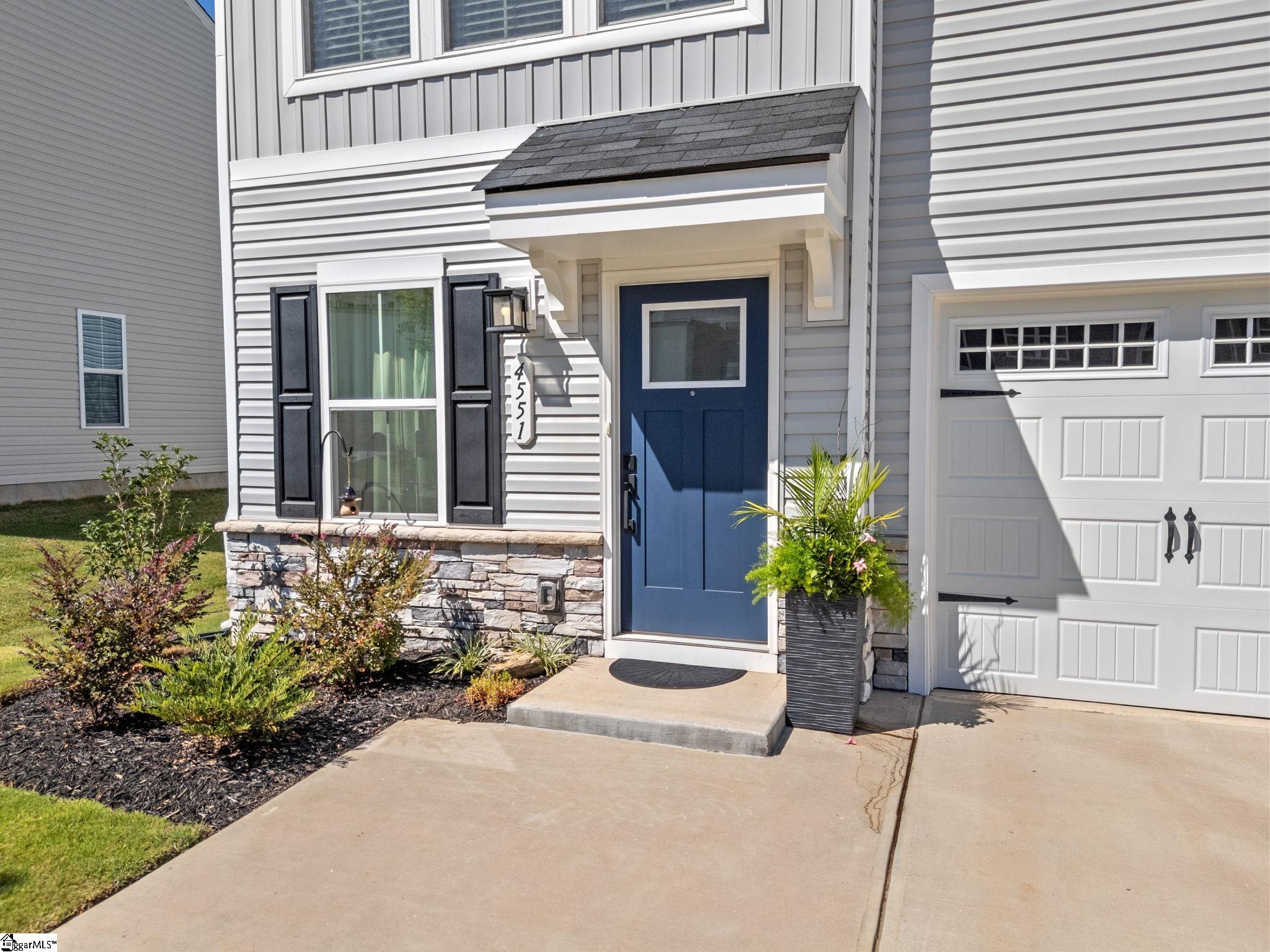 4551 Duparc Way Property Photo 3