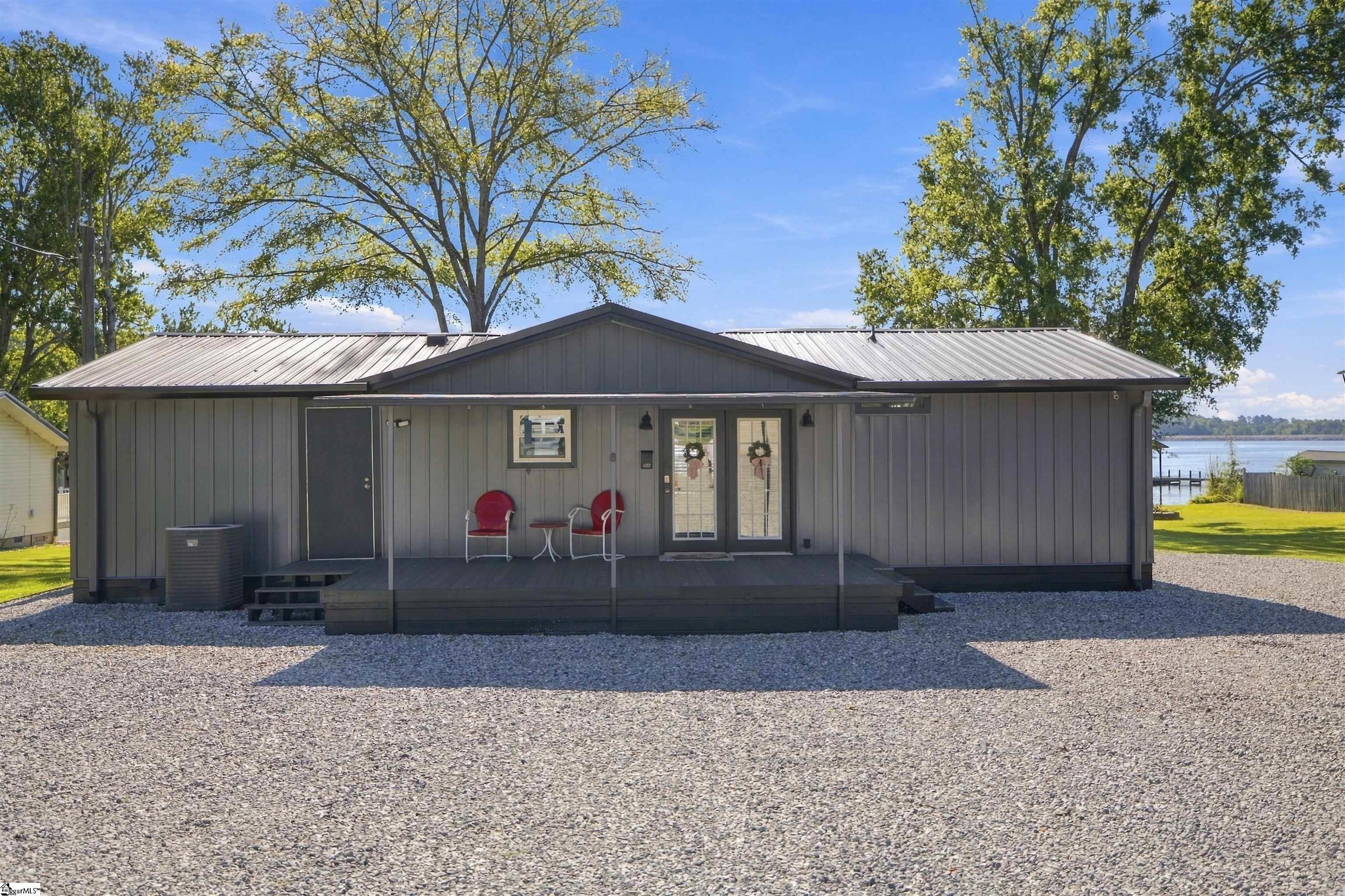 1820 Scurry Island Drive Property Photo 2