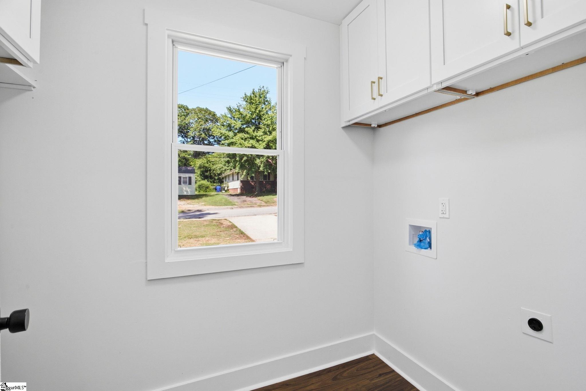 315 Potomac Avenue Property Photo 35