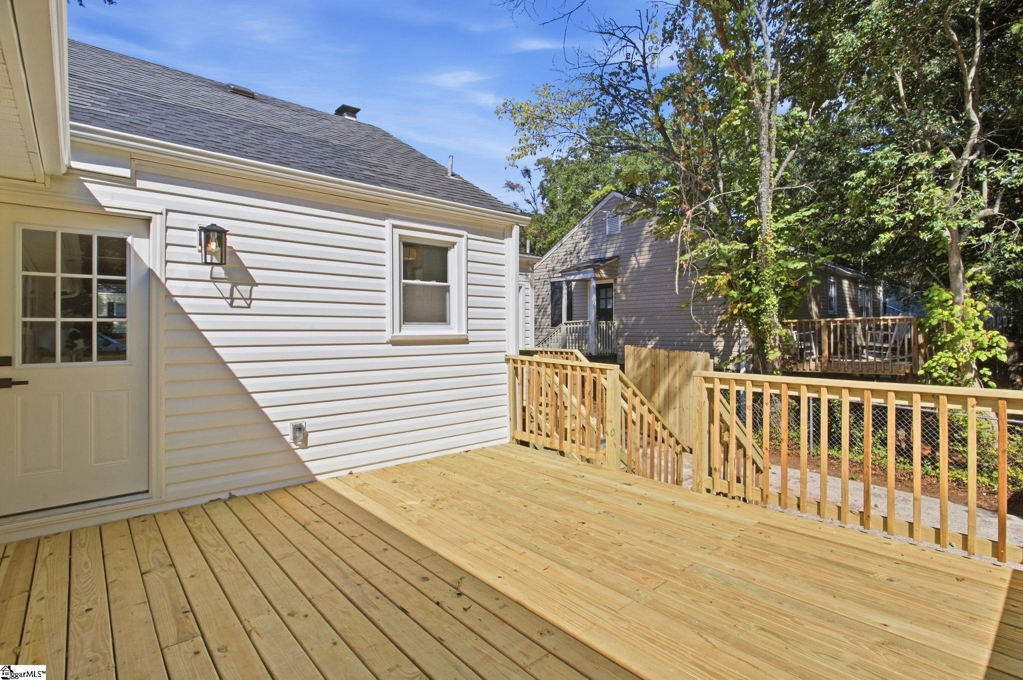 315 Potomac Avenue Property Photo 43