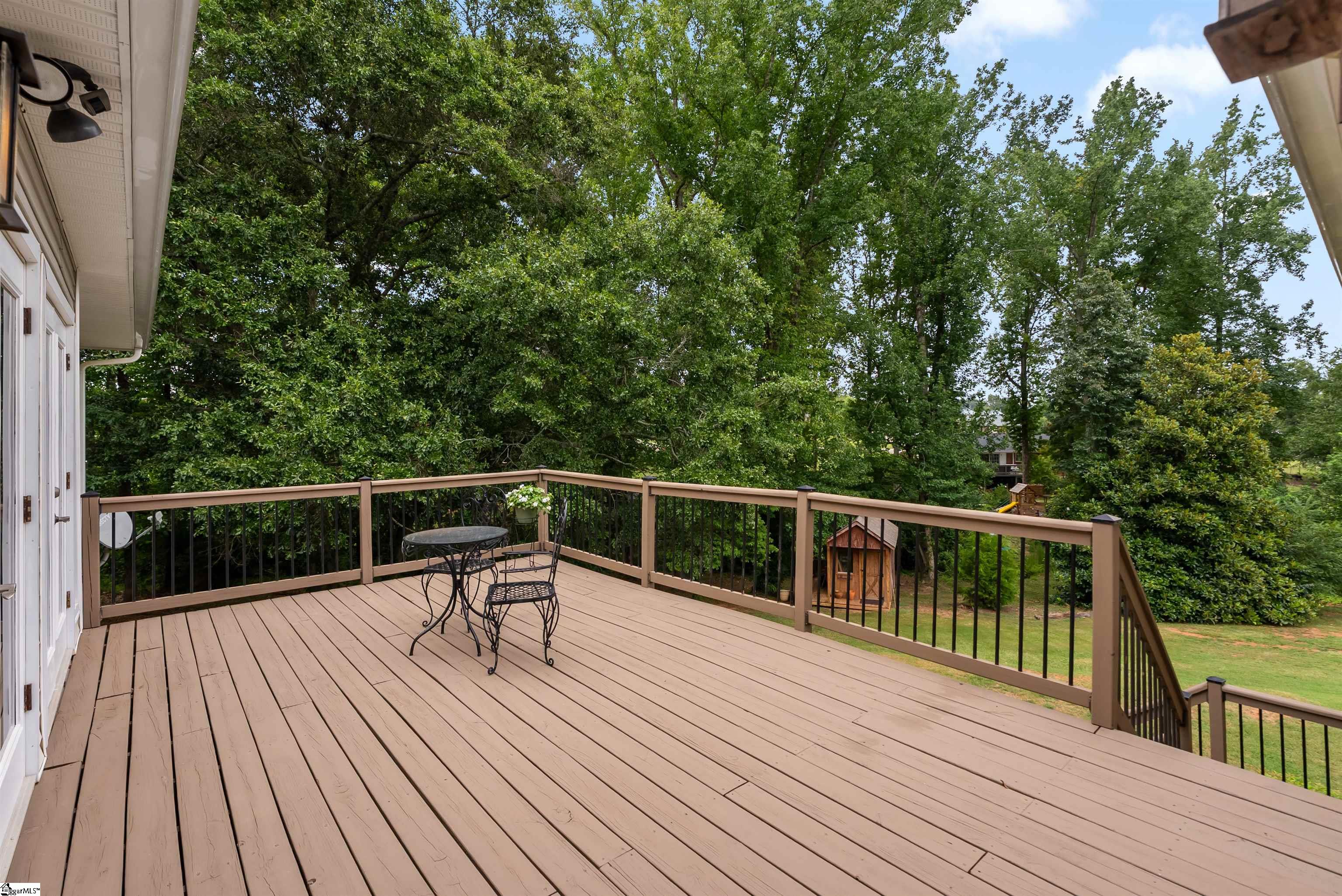 1604205 Property Photo 8