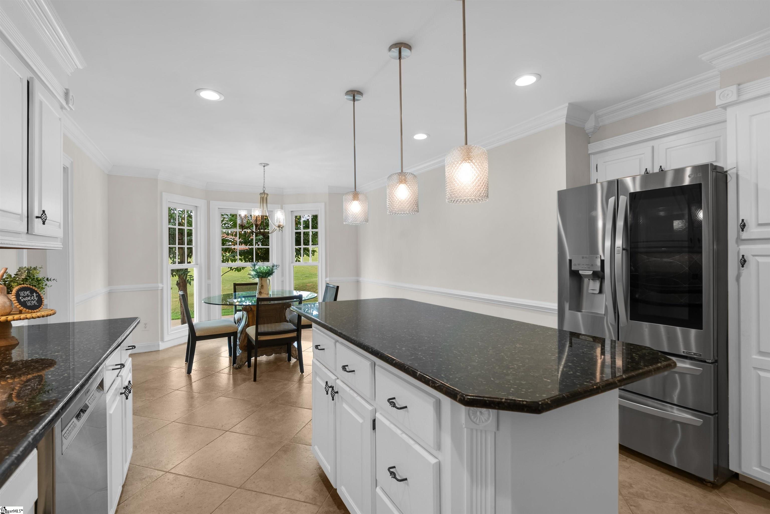 1604205 Property Photo 17