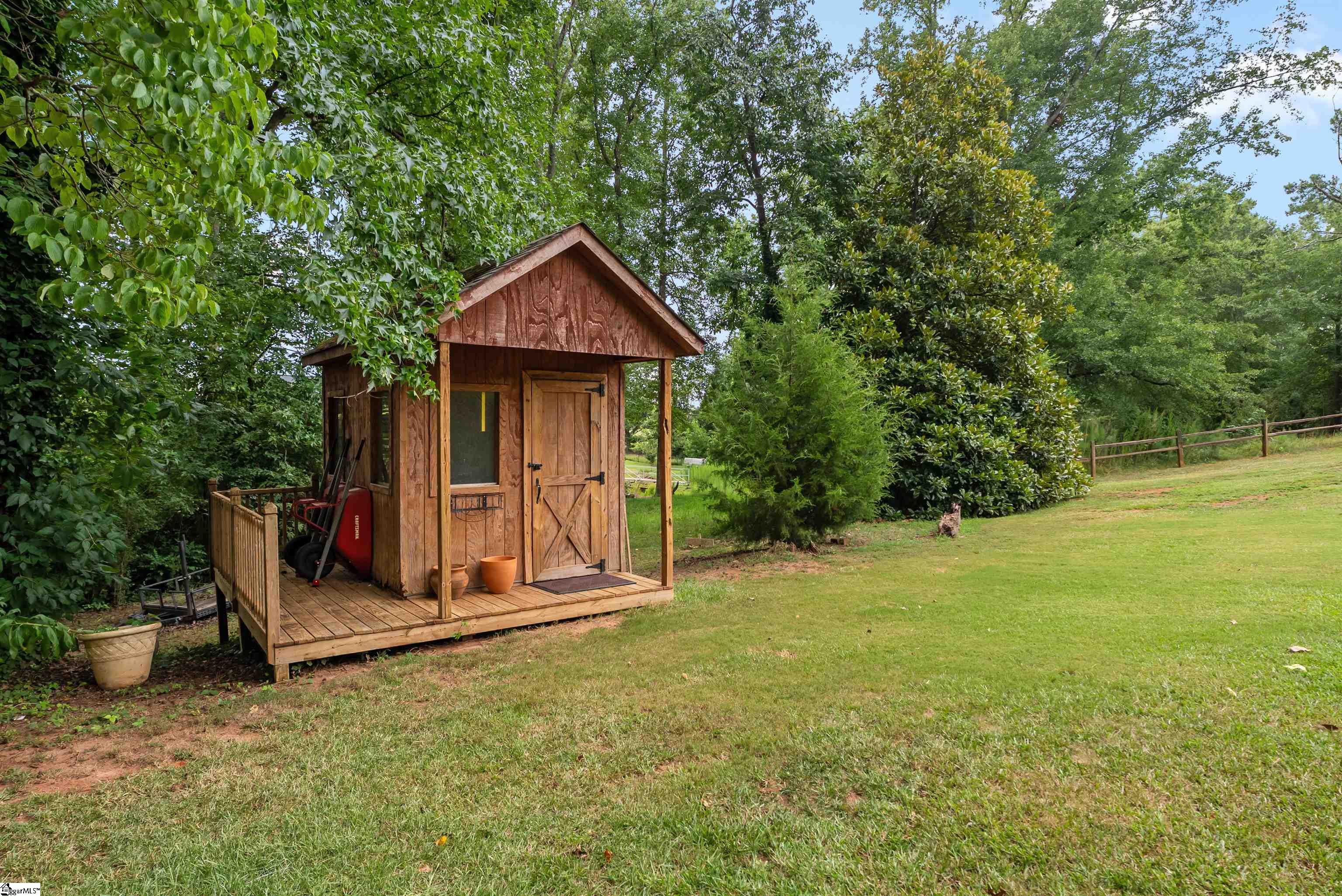 1604205 Property Photo 42