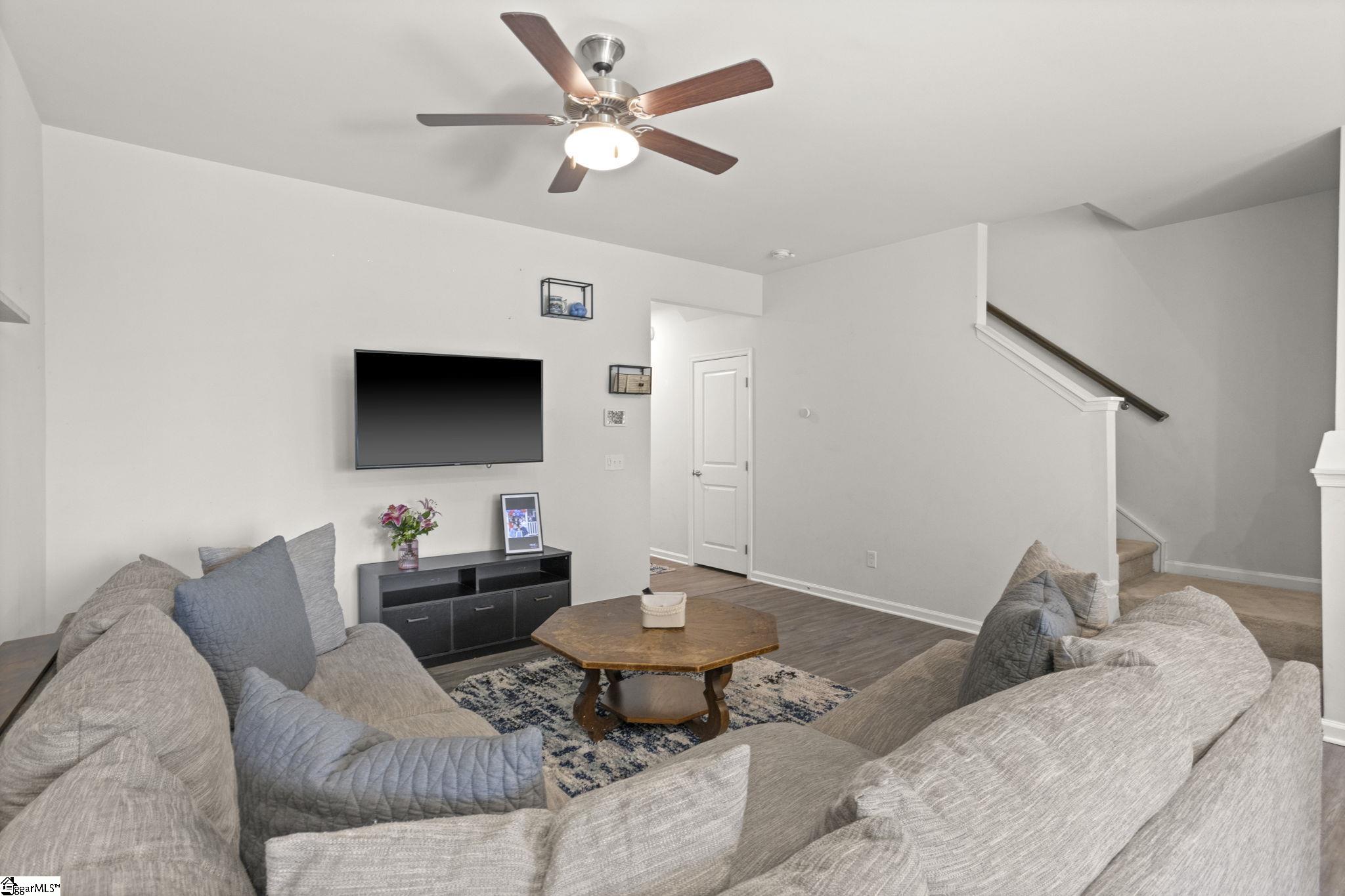 108 Roundtree Drive Property Photo 11