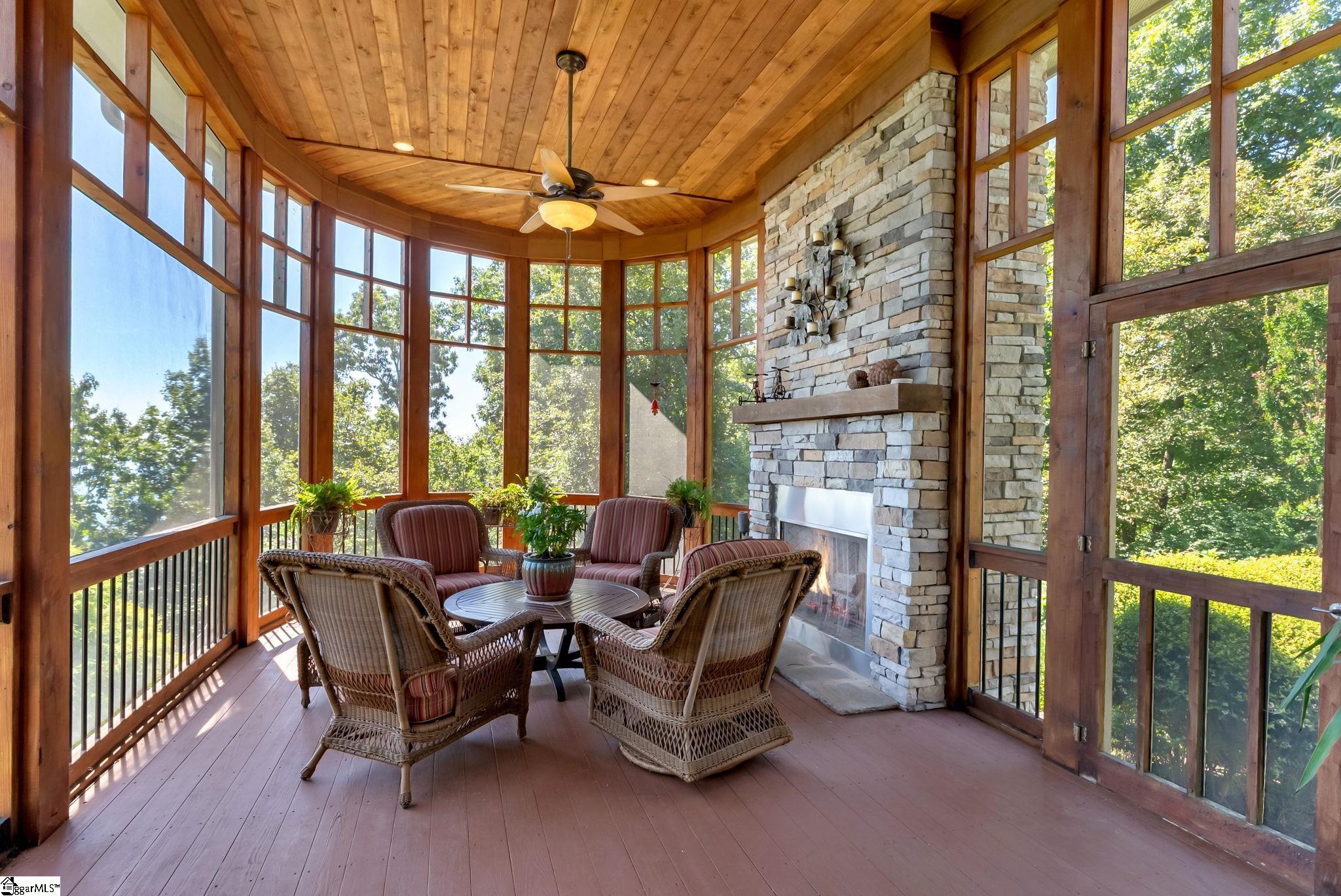 49 The Cliffs Parkway Property Photo 9