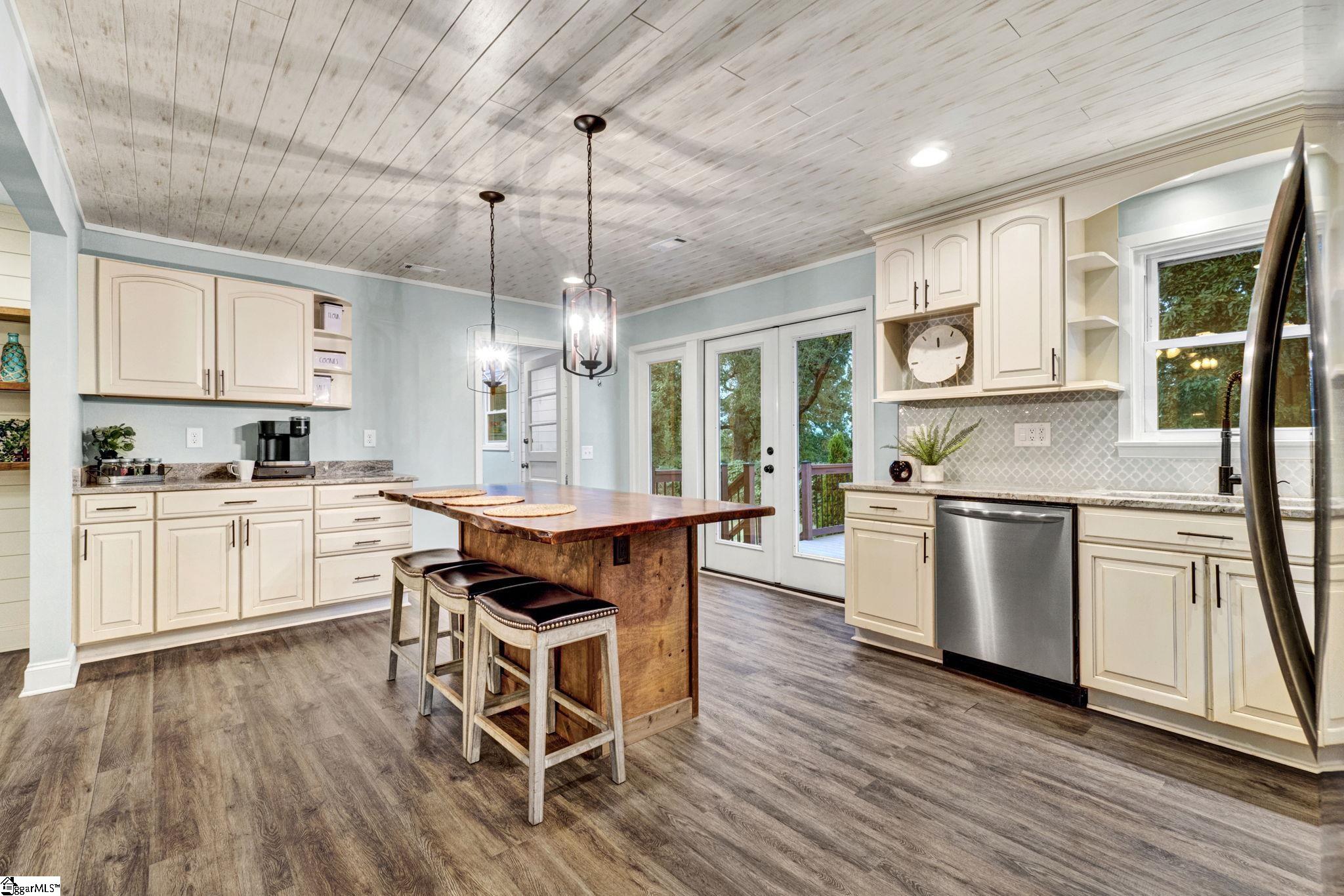 578 Gap Hill Road Property Photo 10